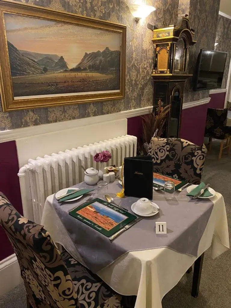 Breakfast in The North Cliff Hotel Breakfast in The North Cliff Hotel