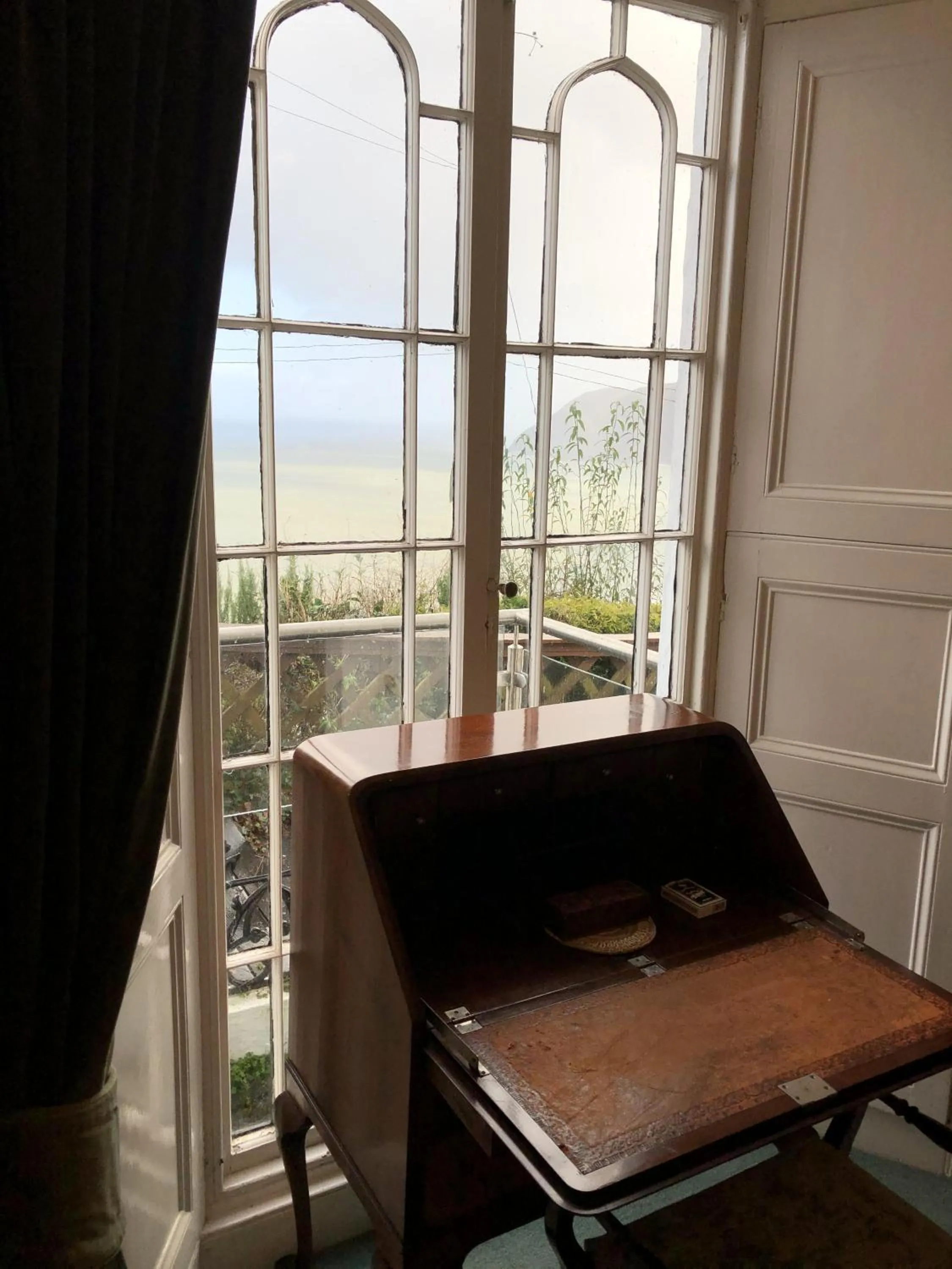 Living room in The North Cliff Hotel