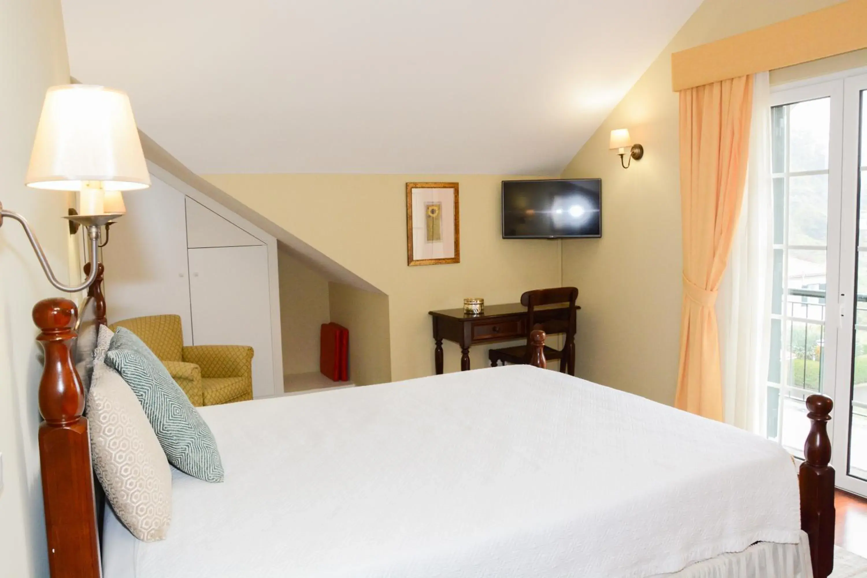 Bedroom, Bed in Solar de Boaventura Bedroom, Bed in Solar de Boaventura