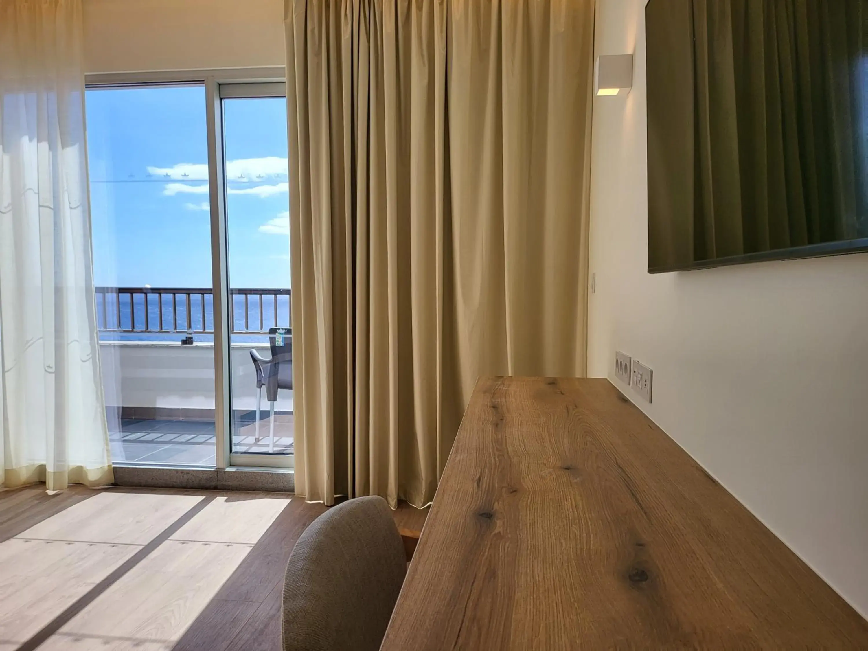 Bedroom in Hotel Royal Orchid Bedroom in Hotel Royal Orchid