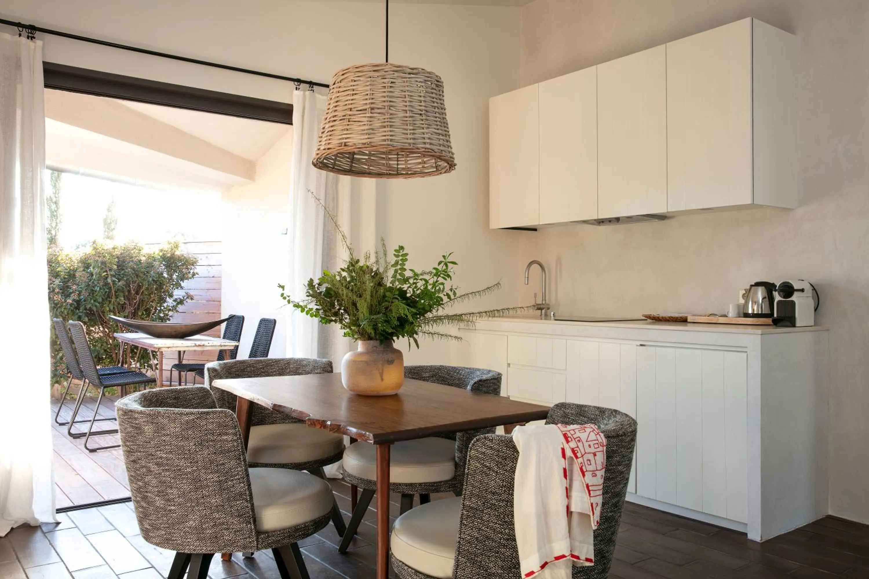 Coffee/tea facilities in Domaine Santa Giulia Palace