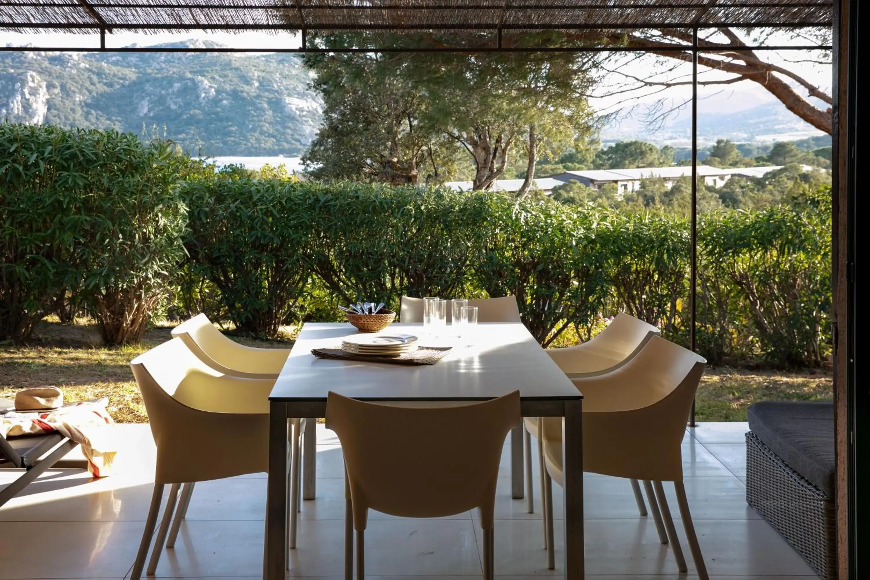 Premium Two-Bedroom Villa in Domaine Santa Giulia Palace Premium Two-Bedroom Villa in Domaine Santa Giulia Palace