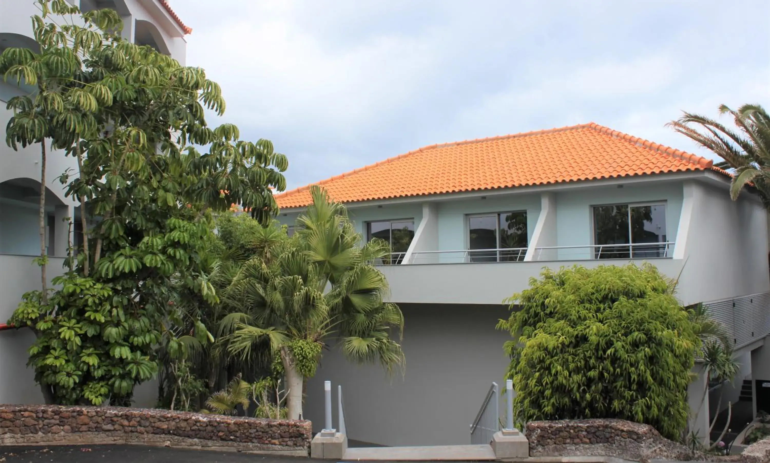 Property building in Hotel Roca Mar Property building in Hotel Roca Mar