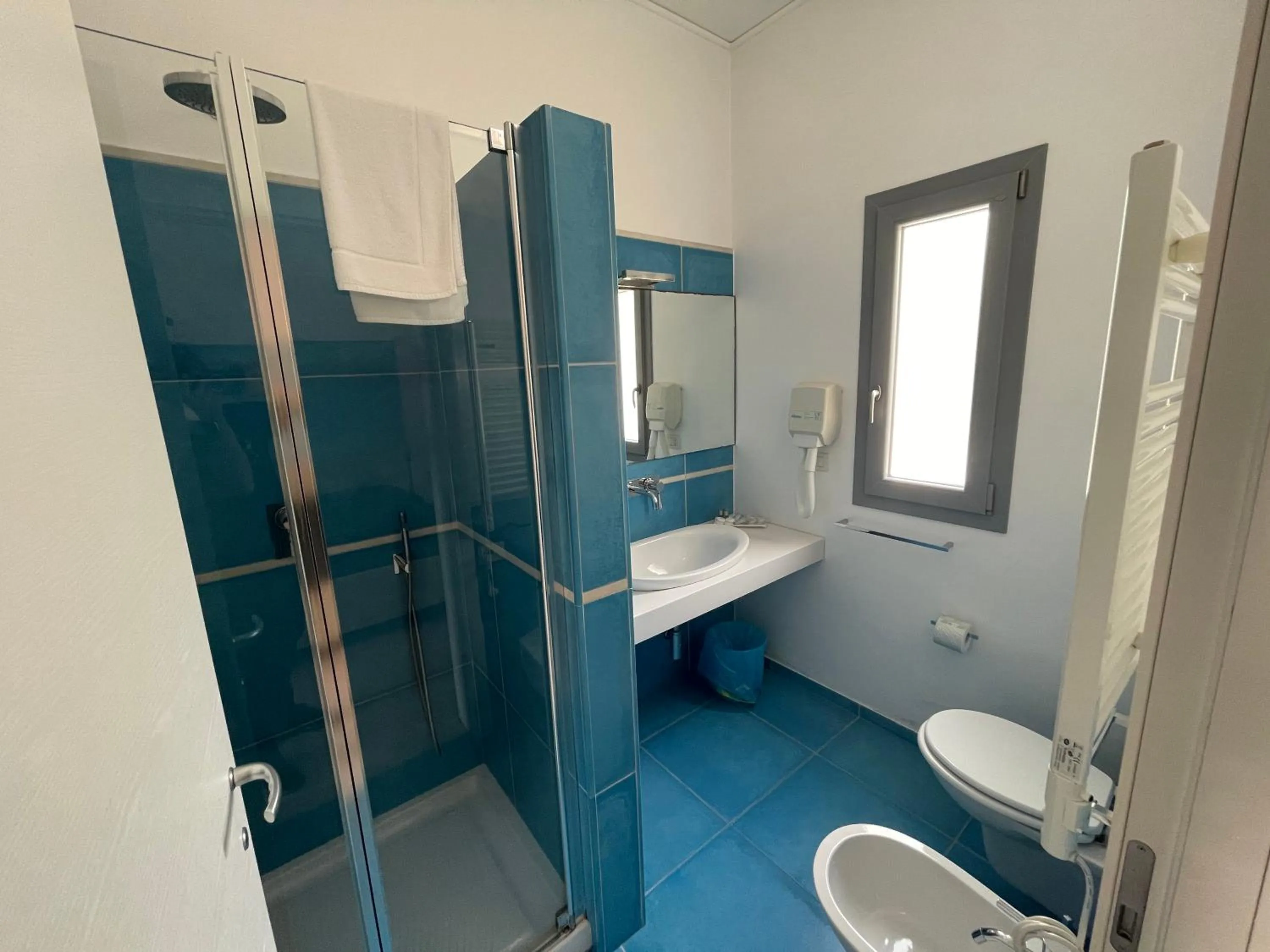 Bathroom in Baia Sangiorgio Hotel & Beach Club