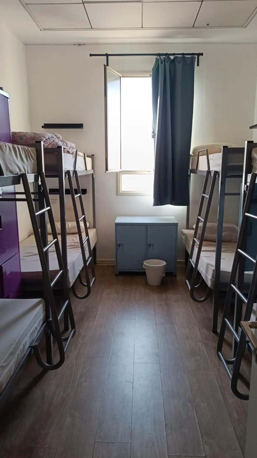 Bed in 8-Bed Mixed Dormitory Room in Haifa Hostel