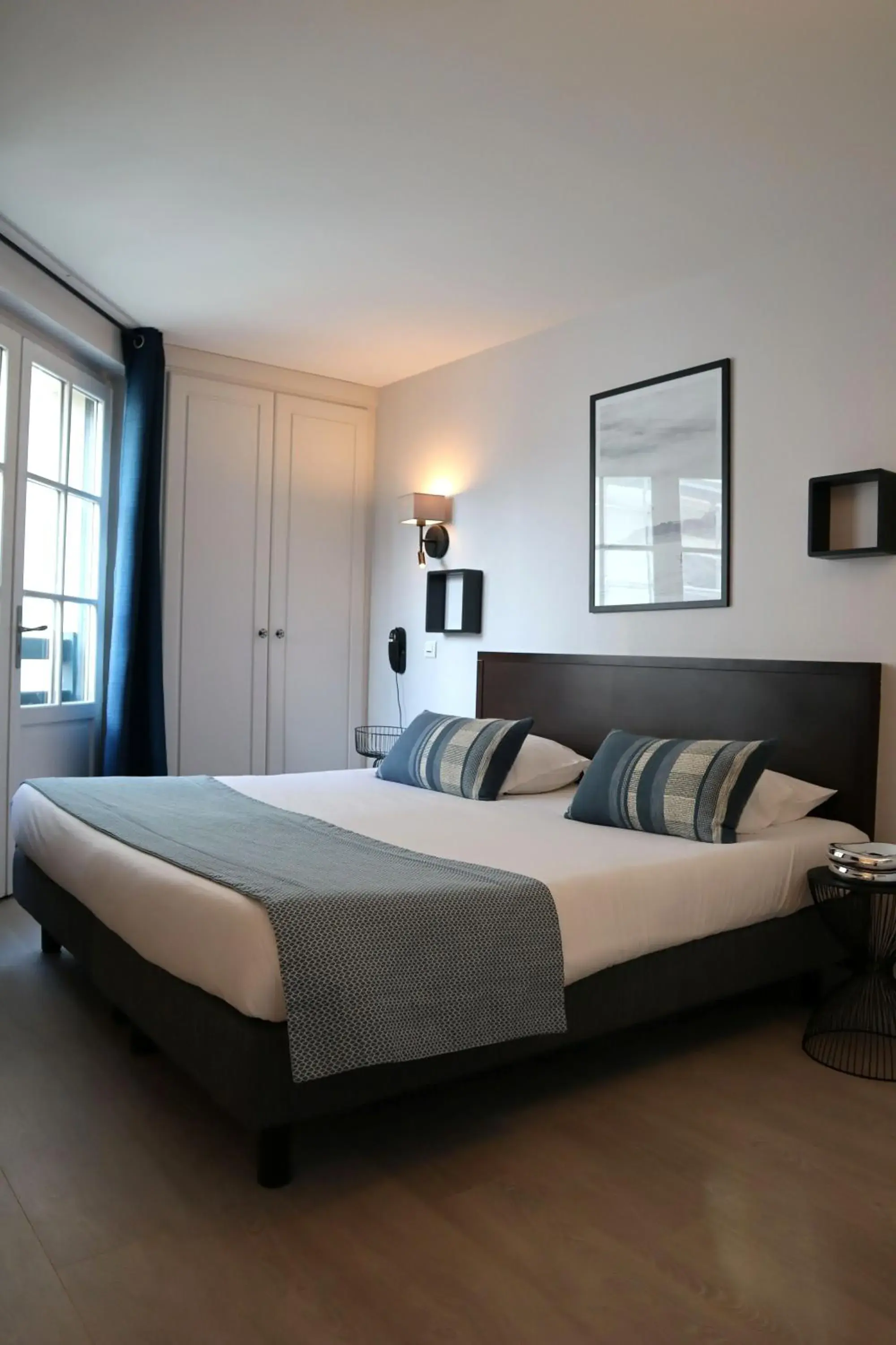 Bedroom, Bed in Hôtel Florida Bedroom, Bed in Hôtel Florida