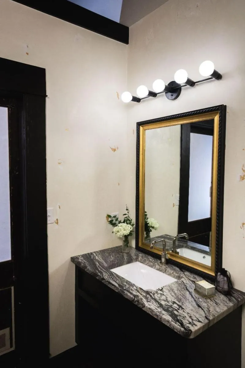 GunRunner Boutique Hotel