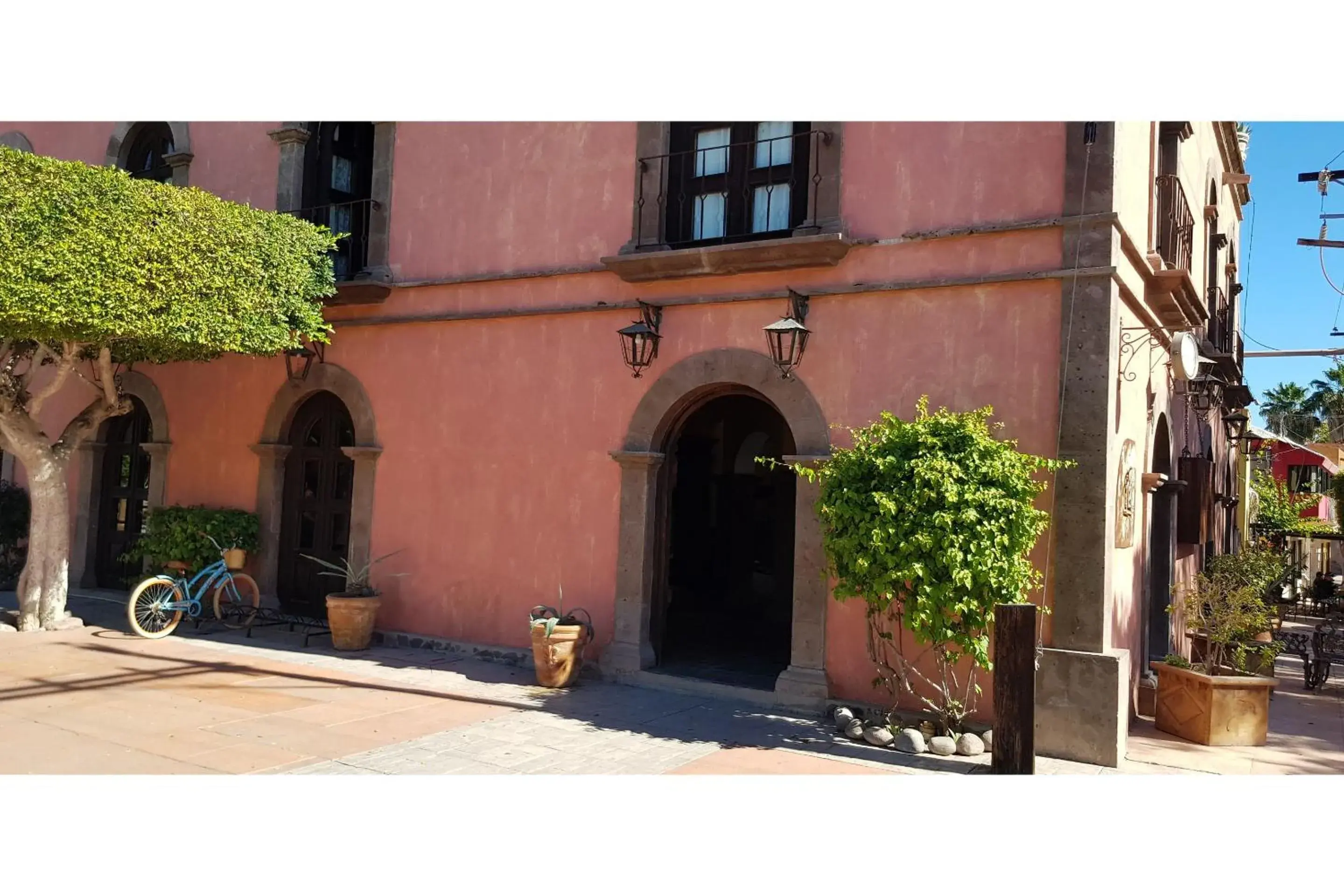Facade/entrance in Hotel Boutique Posada De Las Flores Loreto Facade/entrance in Hotel Boutique Posada De Las Flores Loreto