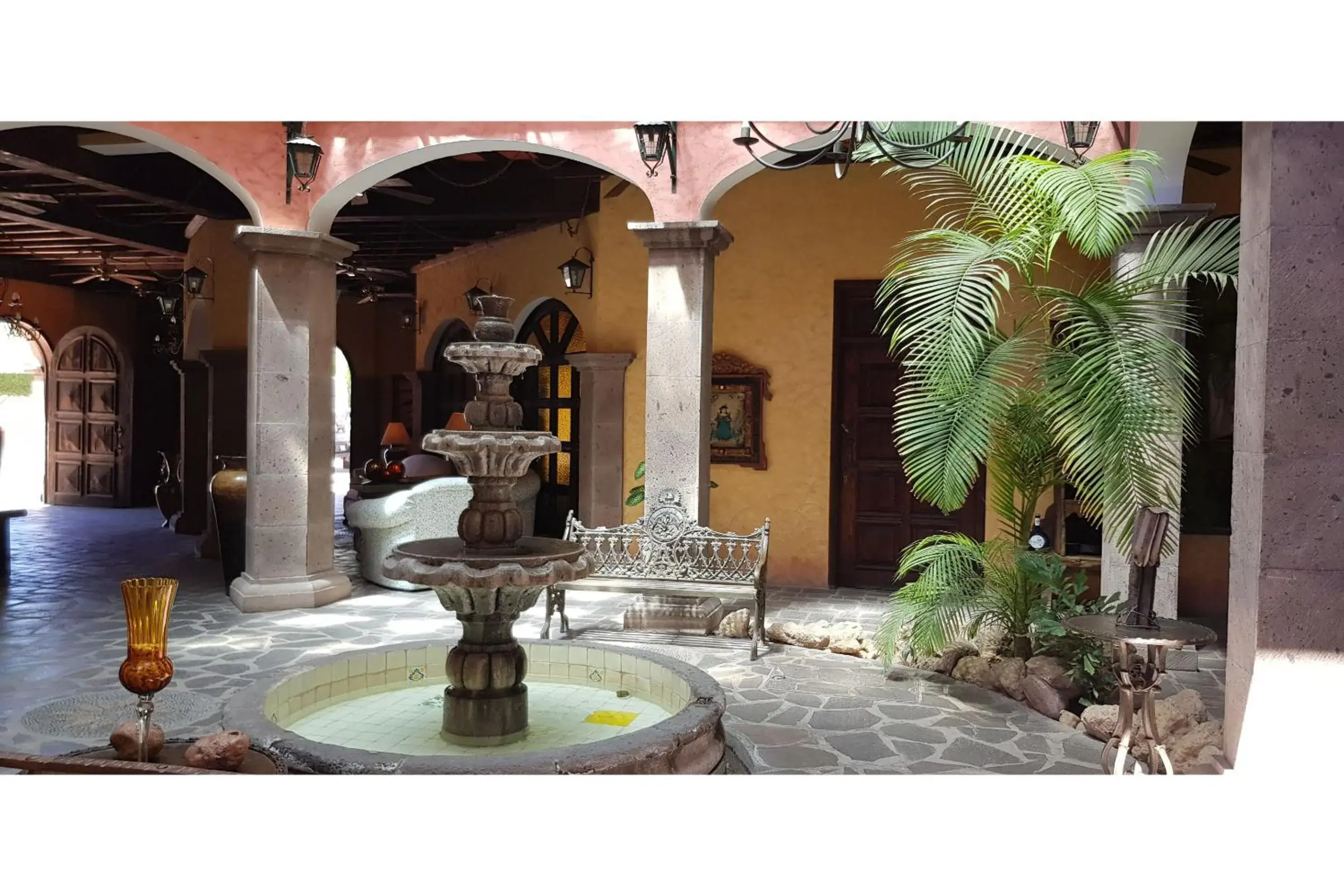 Property building in Hotel Boutique Posada De Las Flores Loreto Property building in Hotel Boutique Posada De Las Flores Loreto