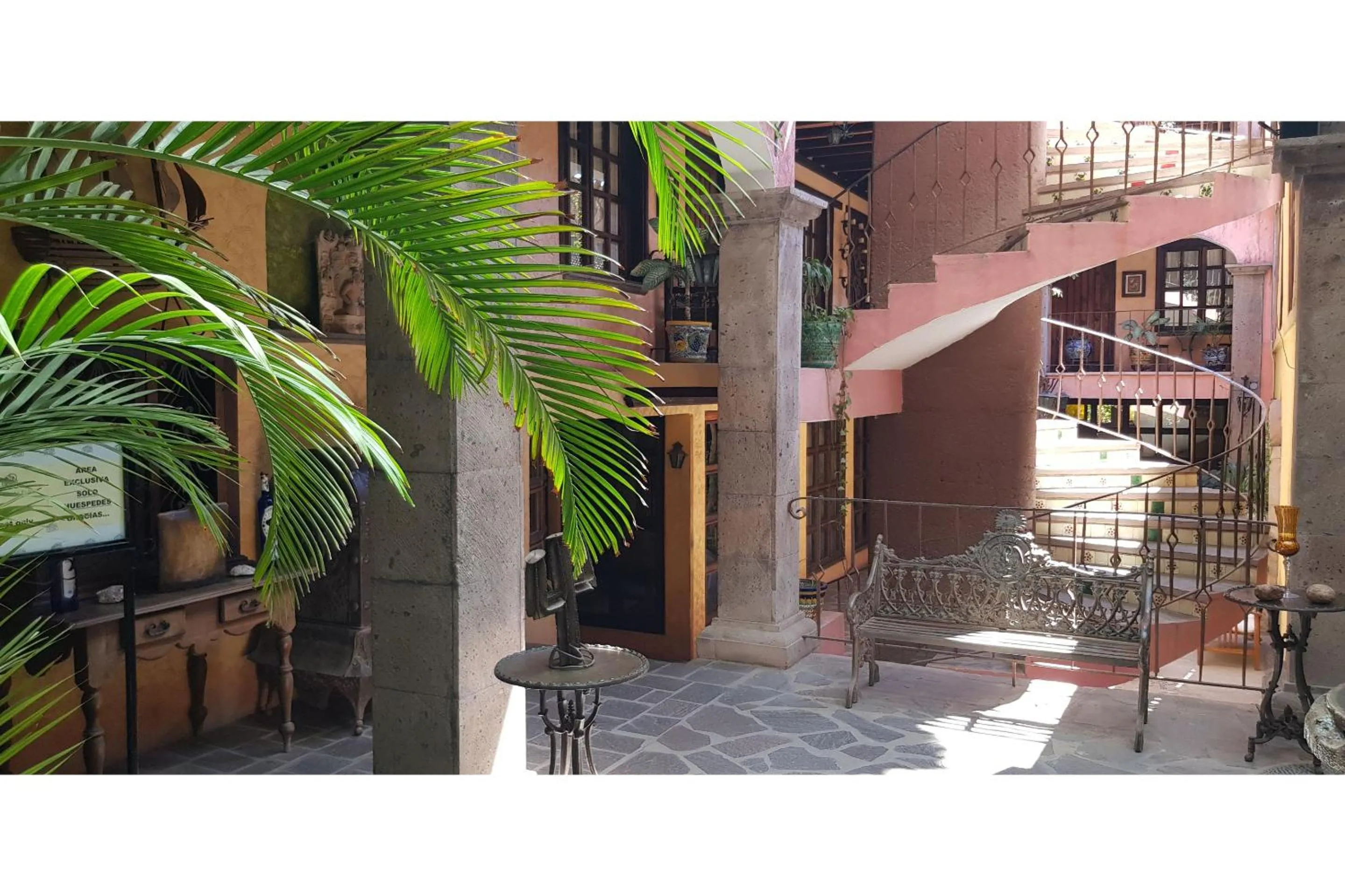 Property building in Hotel Boutique Posada De Las Flores Loreto