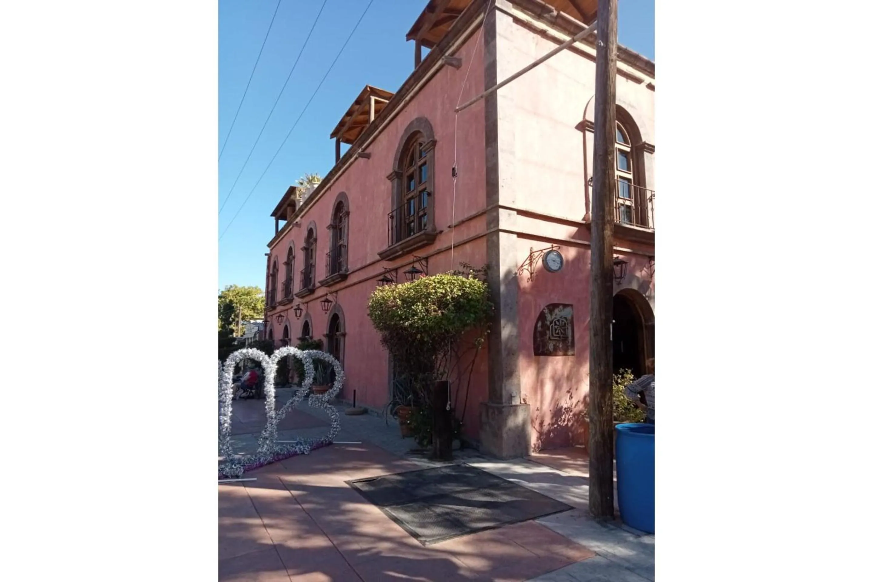 Facade/entrance in Hotel Boutique Posada De Las Flores Loreto