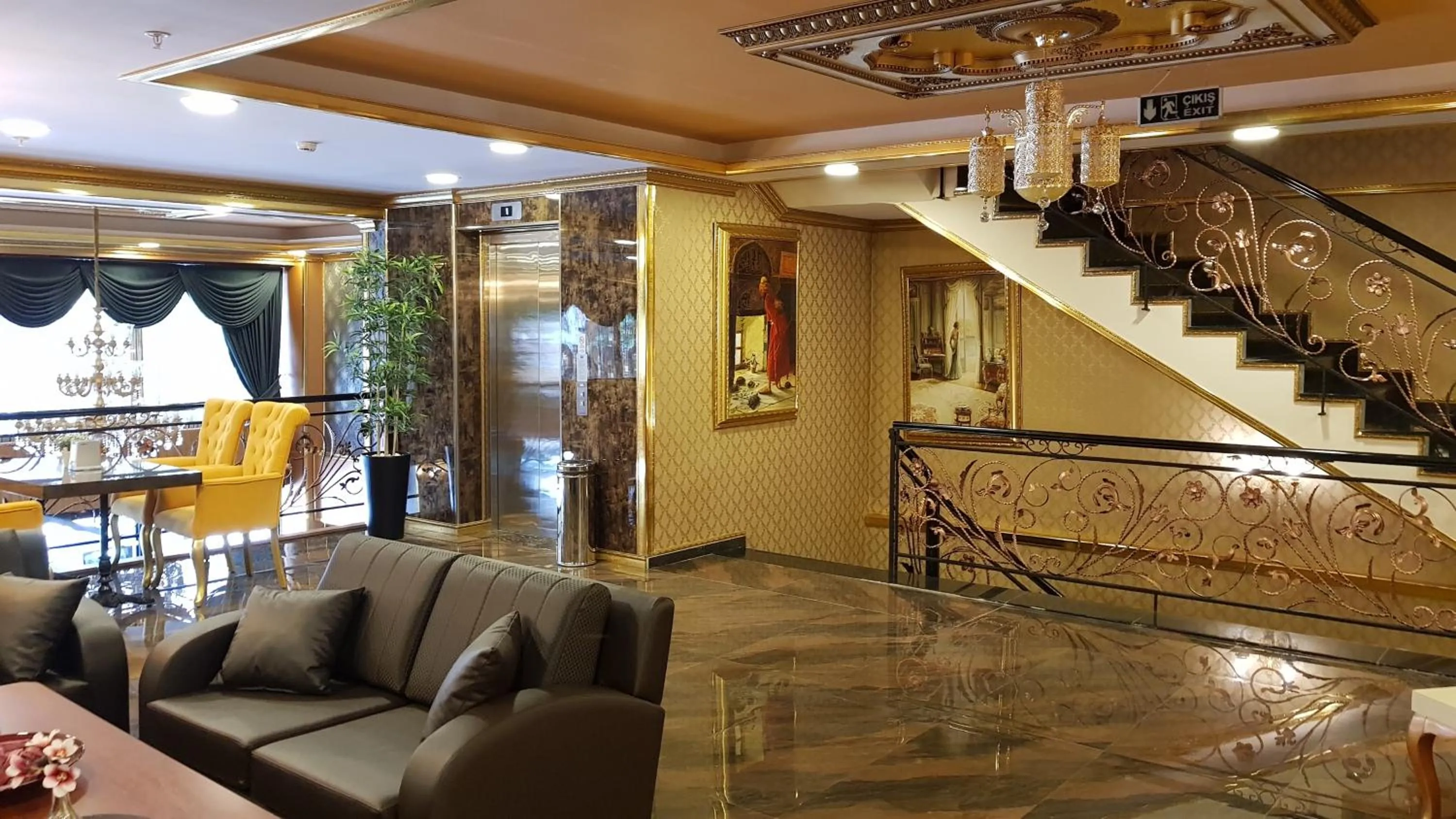 Lobby or reception in Savona Otel Sivas