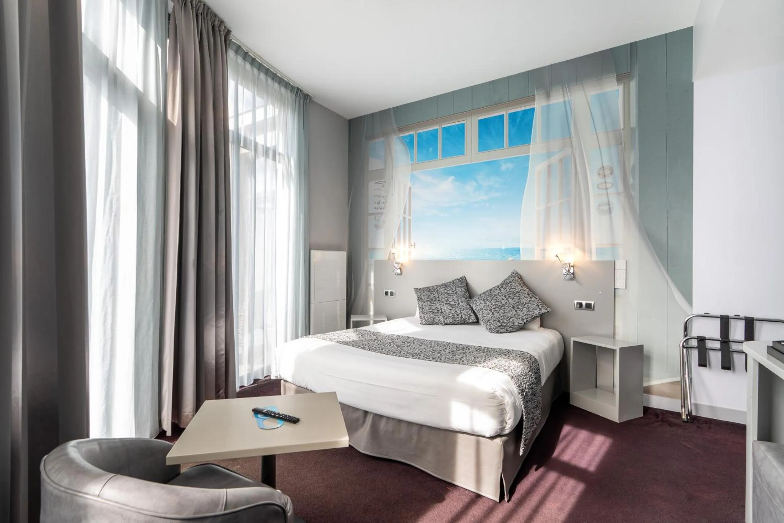 Bedroom, Bed in Hotel des Ducs