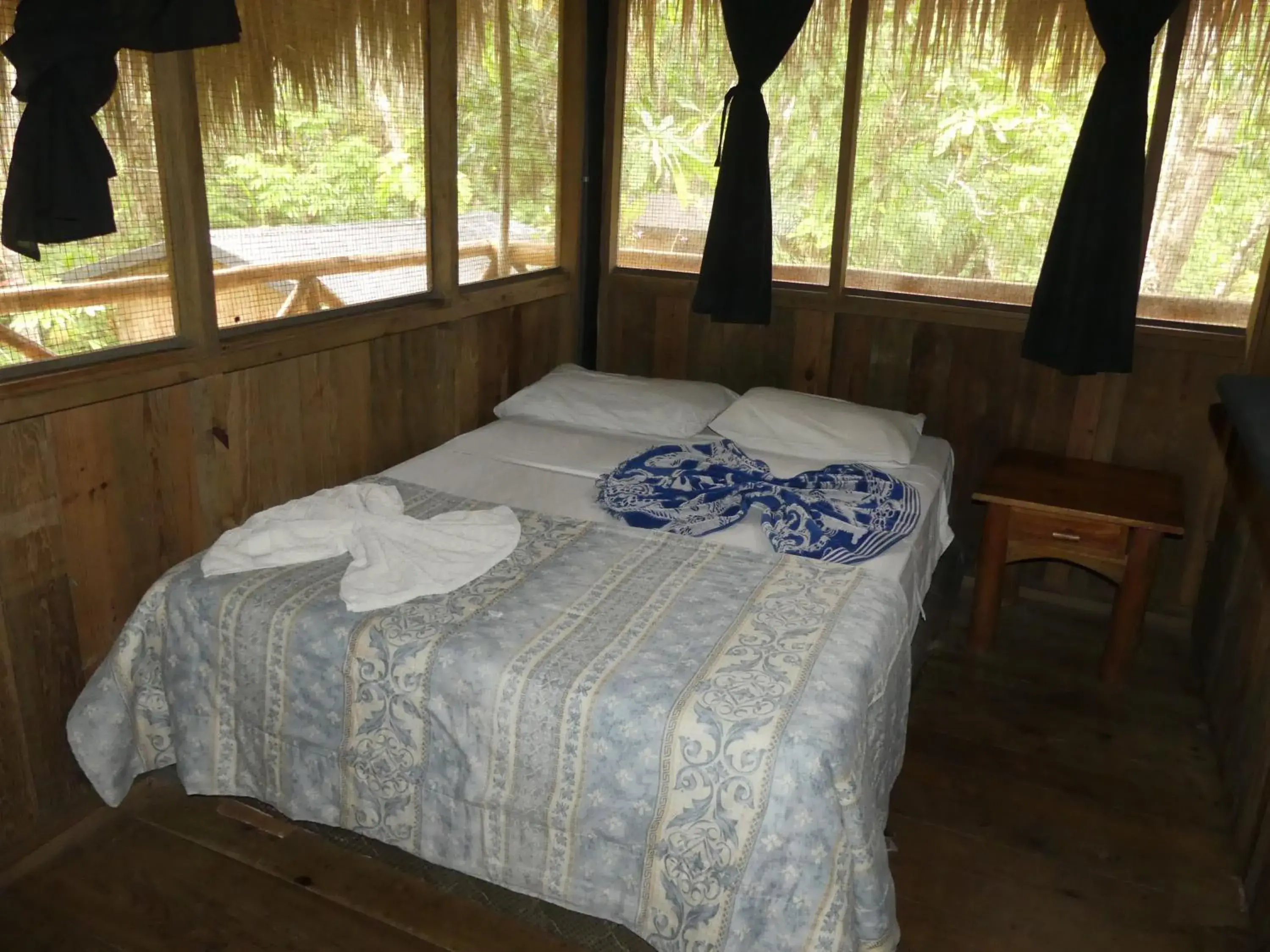 Budget Double Room with Shared Bathroom - single occupancy in Hotel Kangaroo y Restaurante Budget Double Room with Shared Bathroom - single occupancy in Hotel Kangaroo y Restaurante