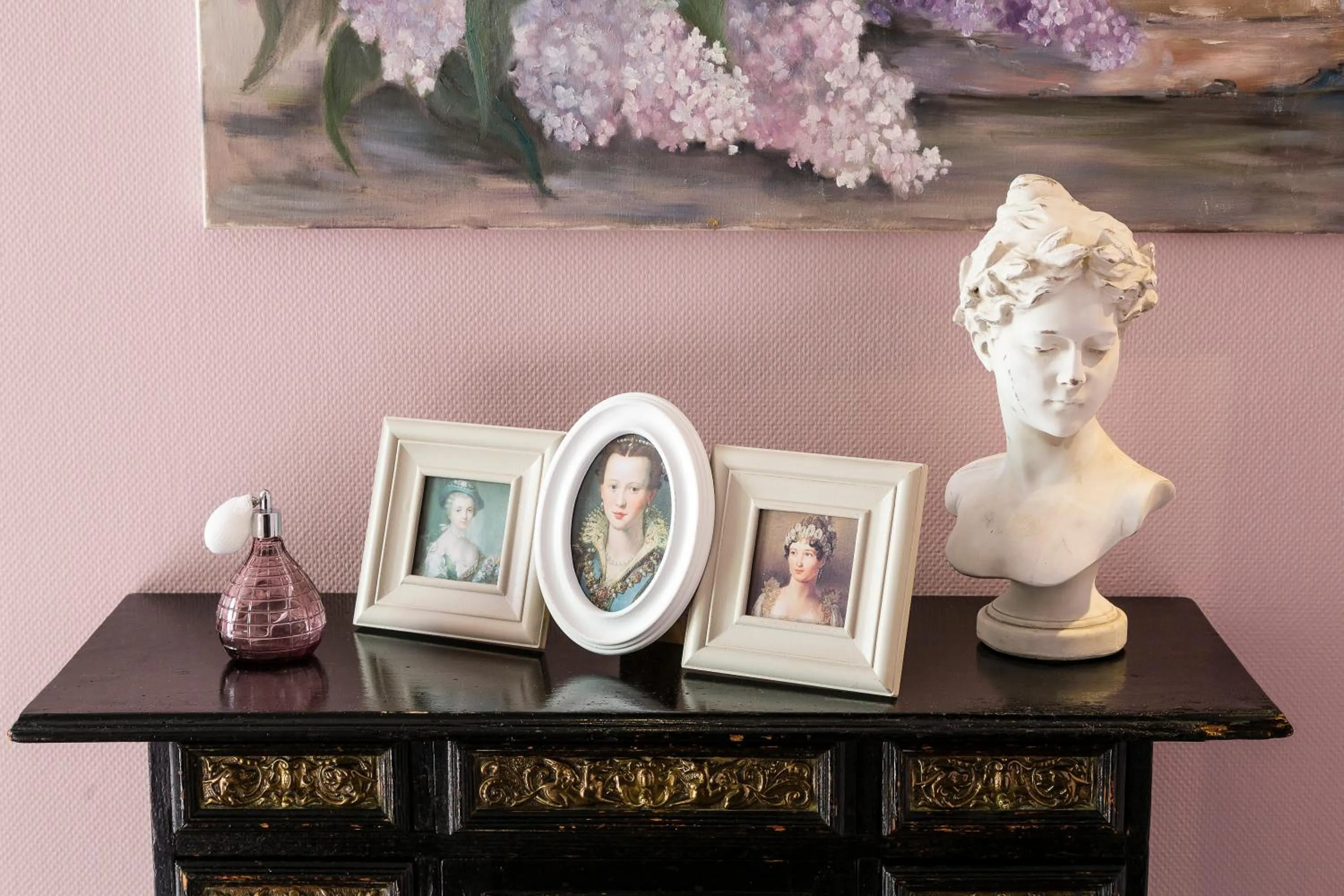 Decorative detail in Hôtel Le Manoir des Montagnes