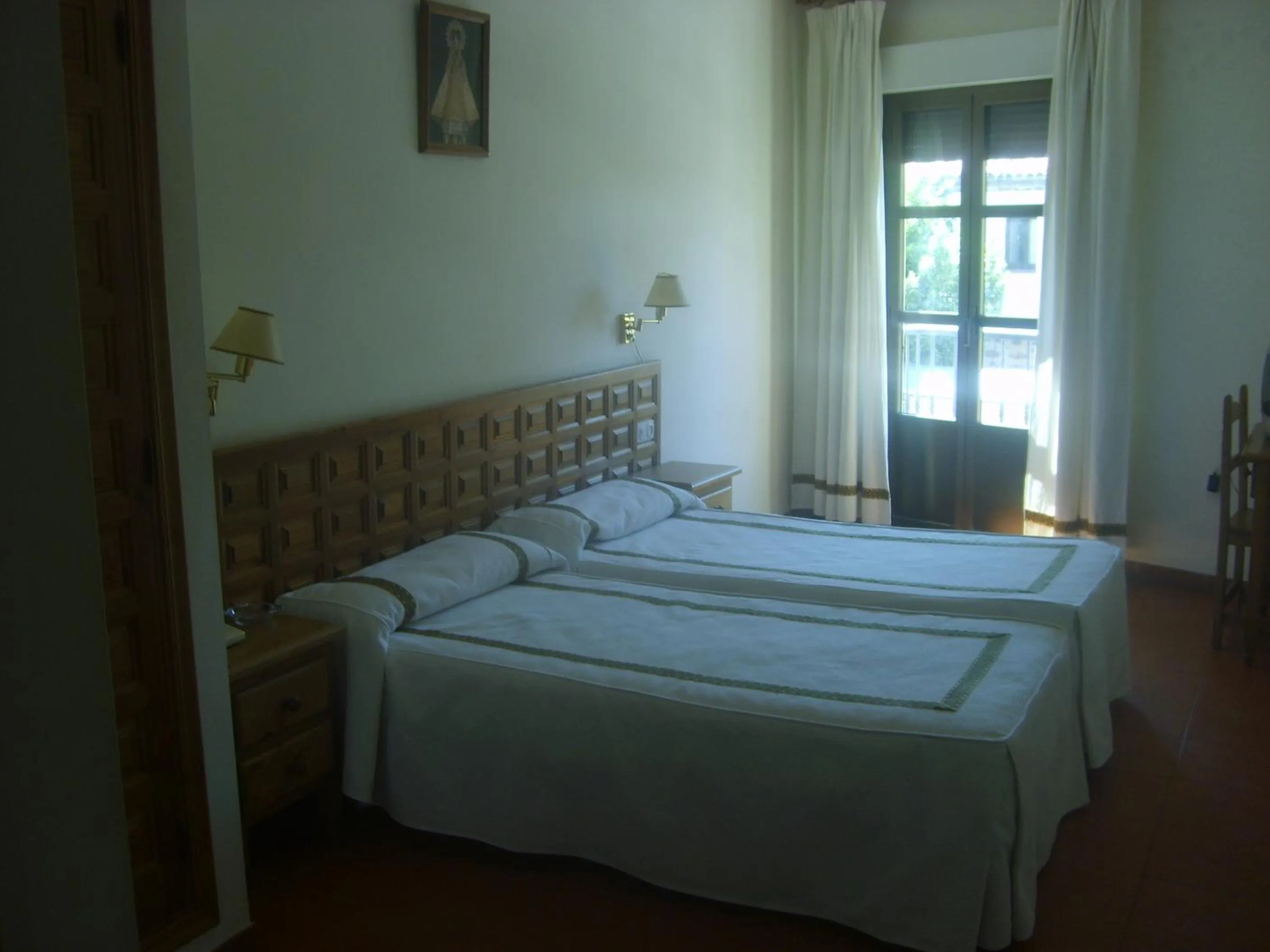 Photo of the whole room, Bed in Hotel Hispanidad