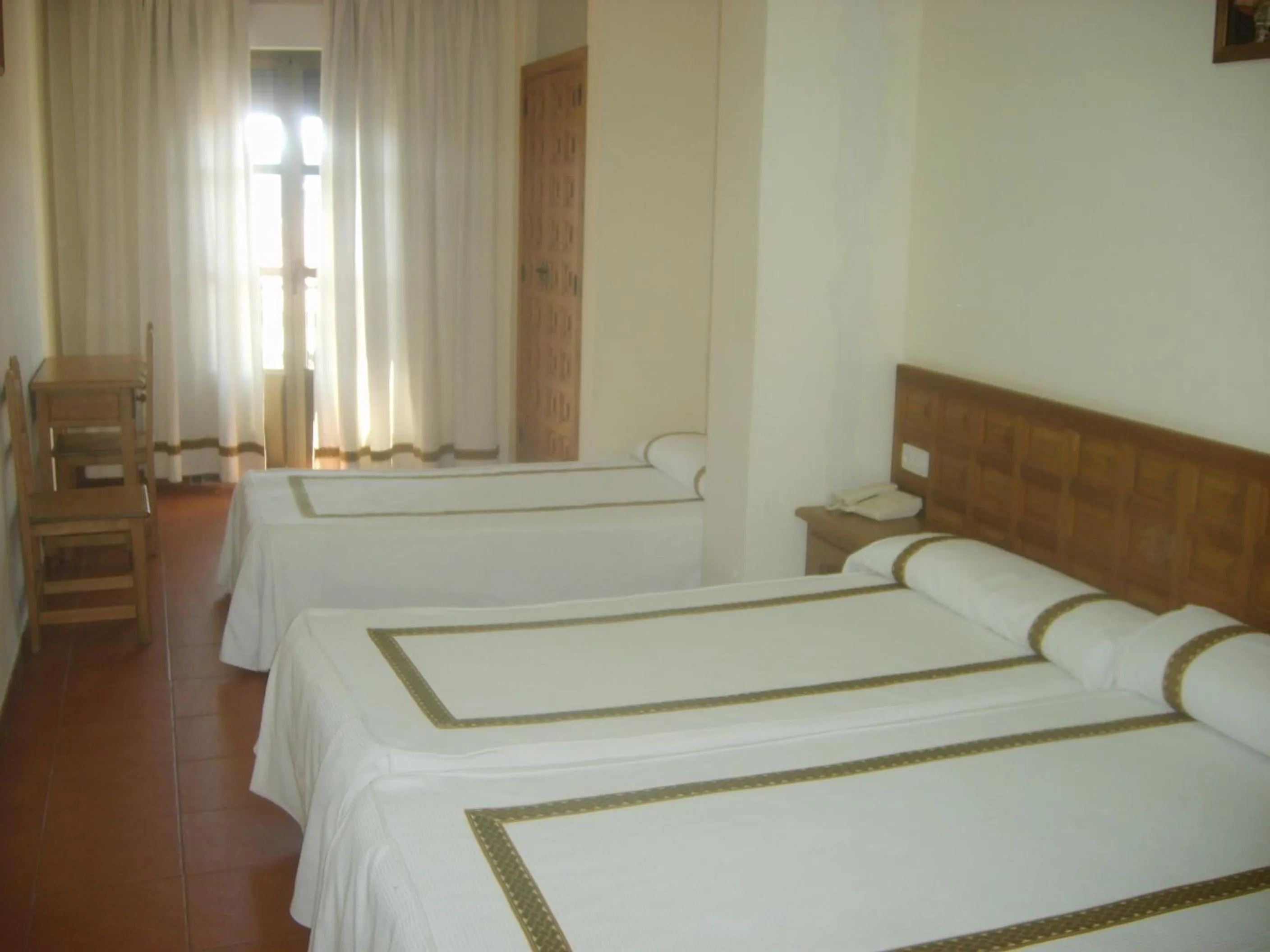 Photo of the whole room, Bed in Hotel Hispanidad