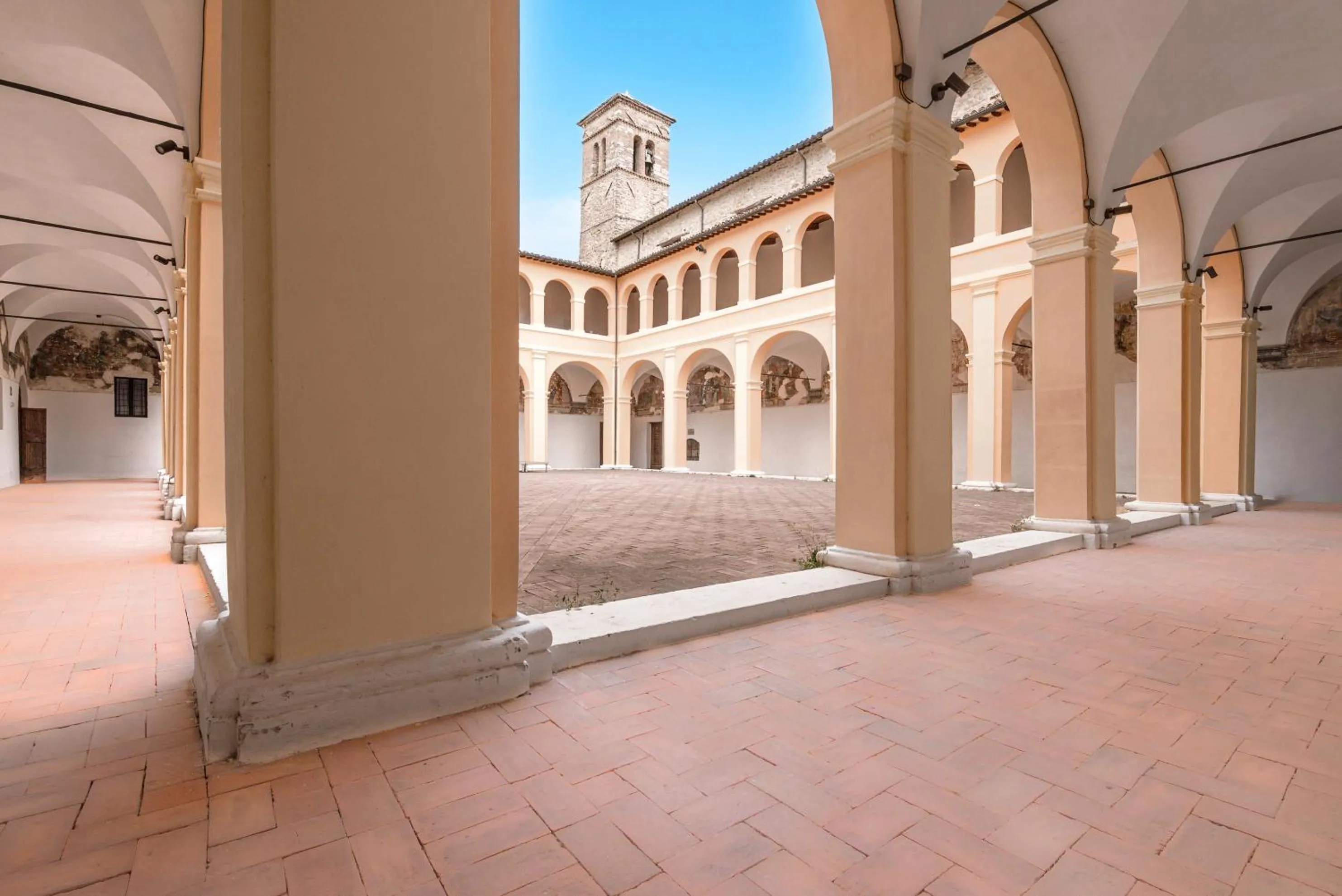 Property building in ll Chiostro Di San Domenico