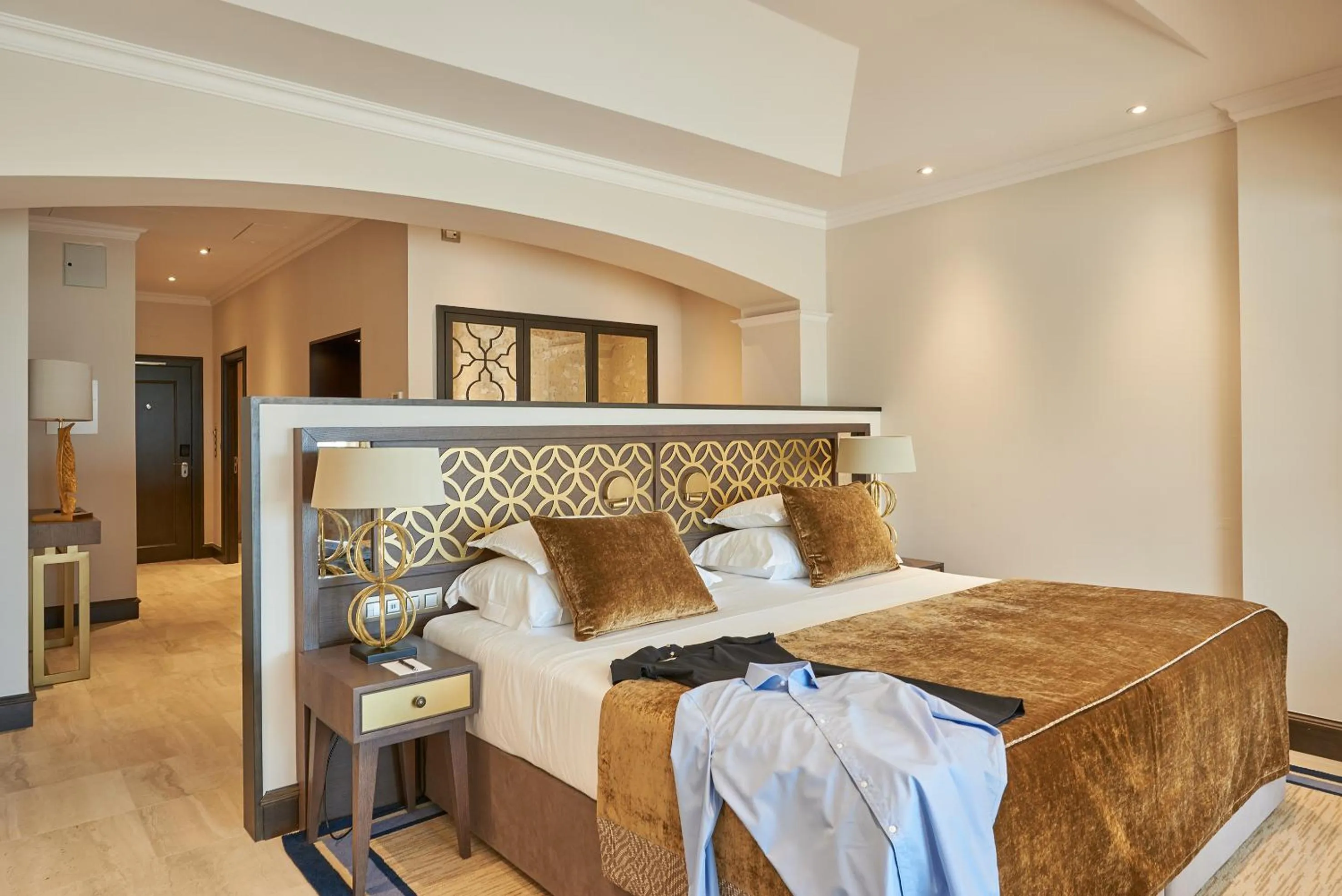 Bedroom, Bed in Dona Filipa Hotel