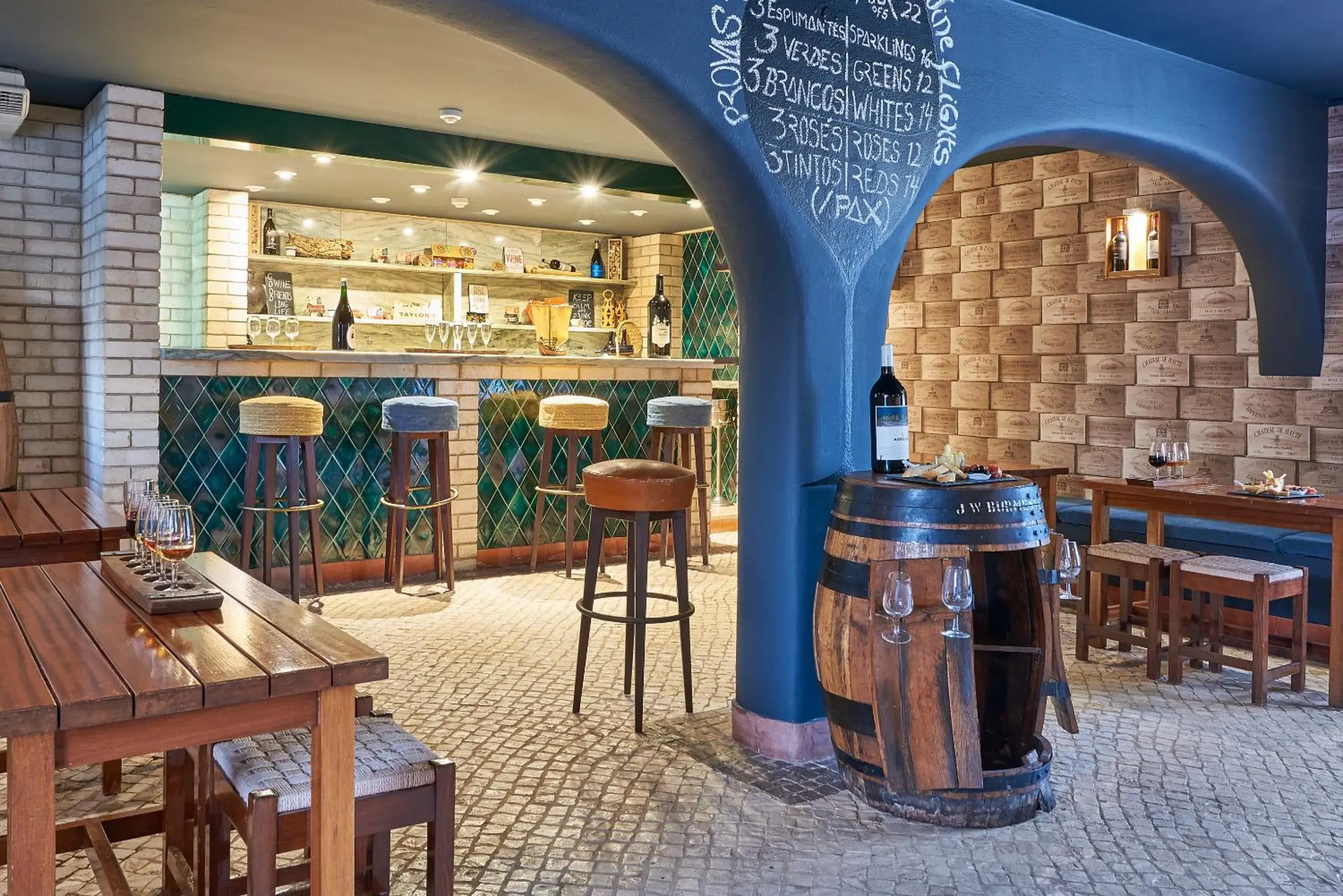 Restaurant/places to eat in Penina Hotel & Golf Resort Restaurant/places to eat in Penina Hotel & Golf Resort