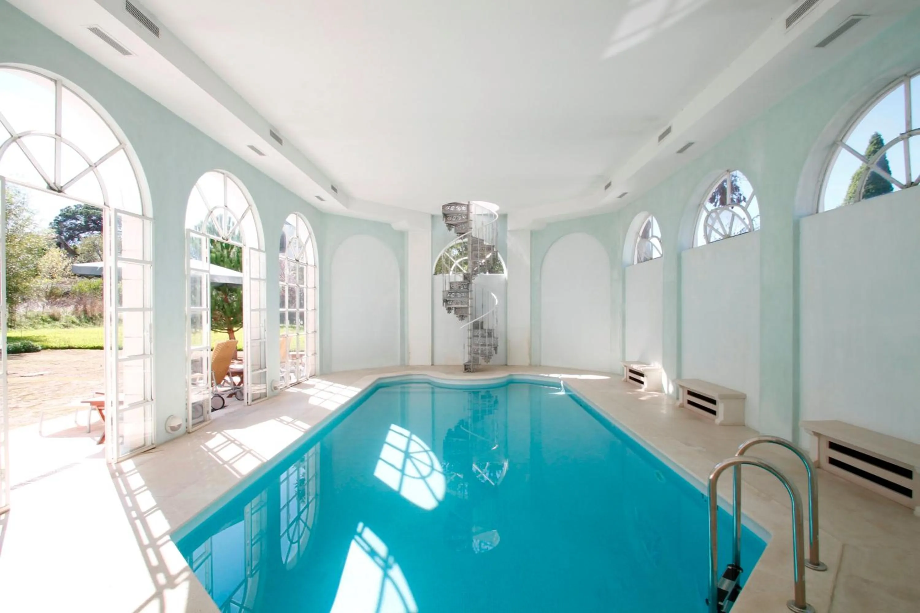 Swimming pool in Casa de Mogofores