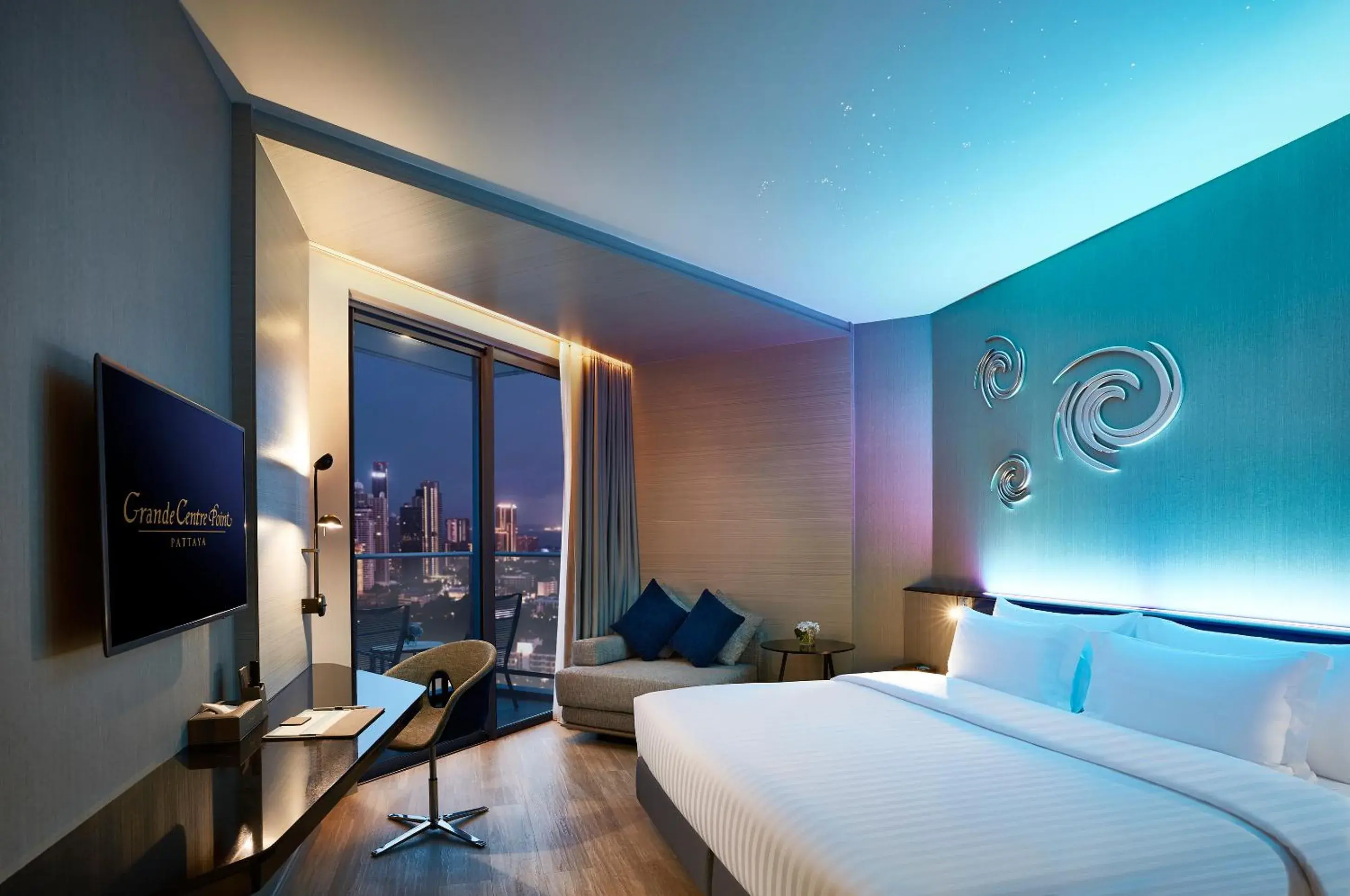 Bedroom, Bed in Grande Centre Point Pattaya Bedroom, Bed in Grande Centre Point Pattaya