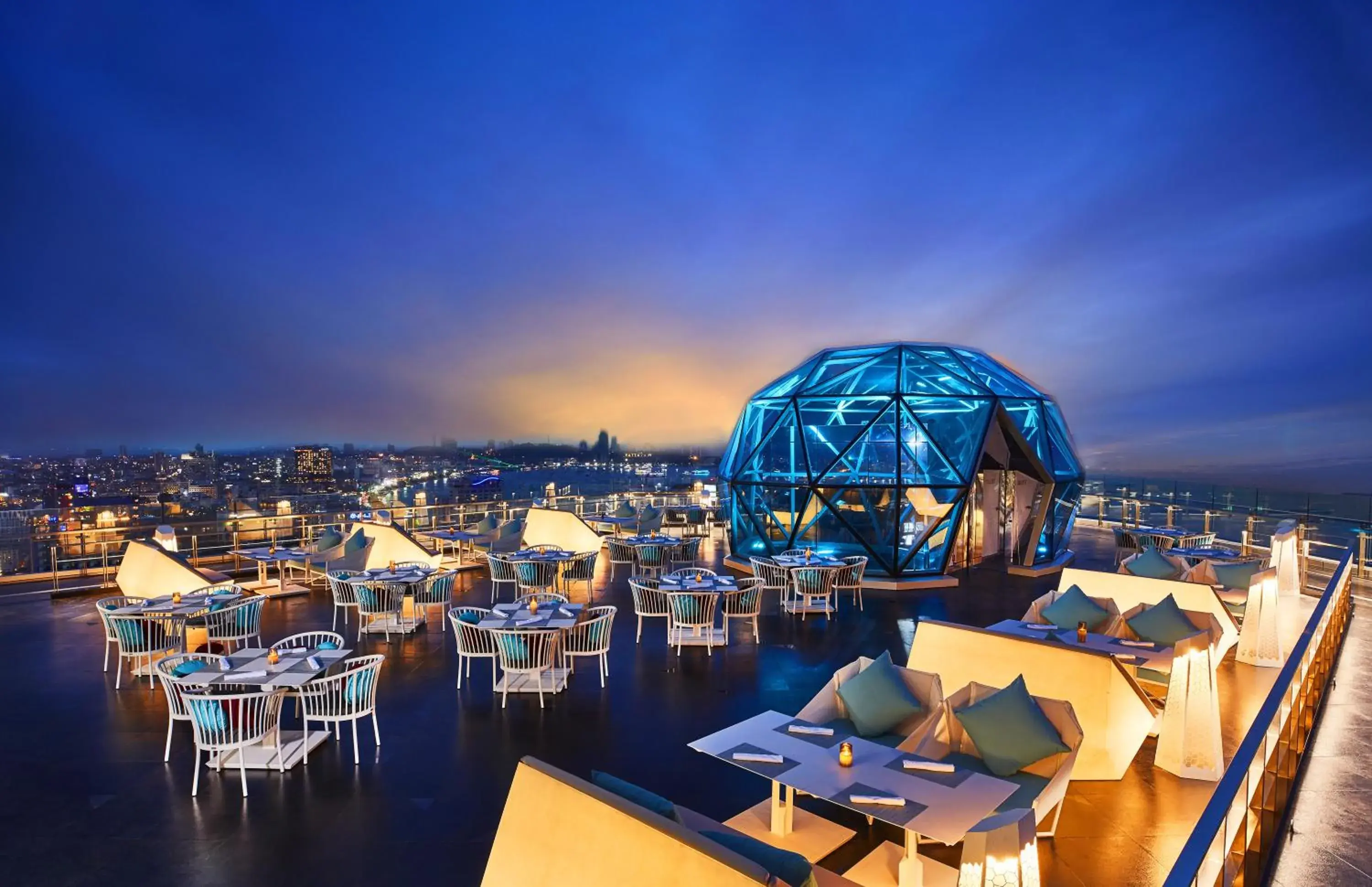 Restaurant/places to eat in Grande Centre Point Pattaya Restaurant/places to eat in Grande Centre Point Pattaya