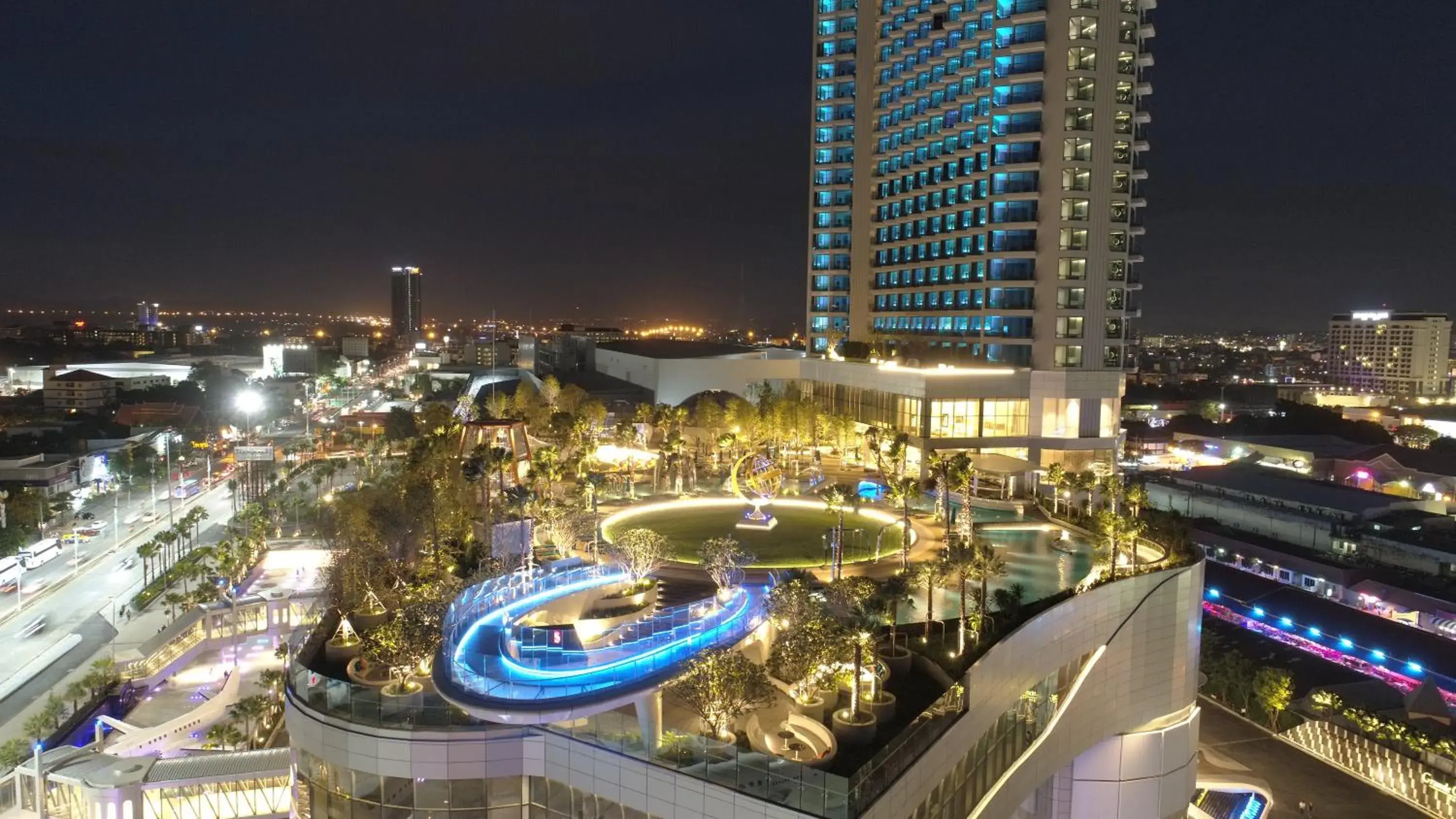 Bird's eye view in Grande Centre Point Pattaya Bird's eye view in Grande Centre Point Pattaya