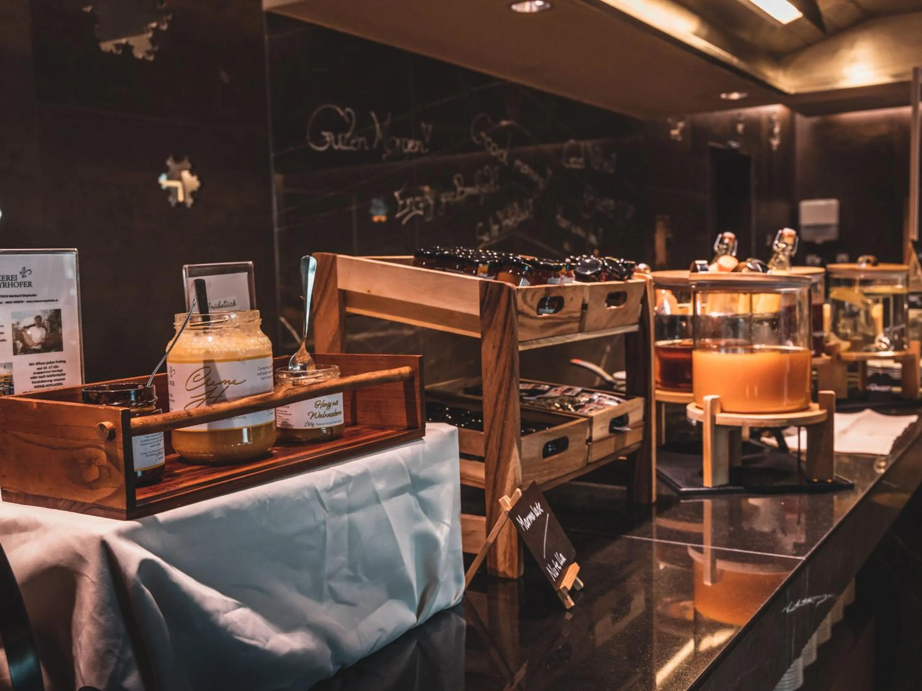 Breakfast in aja Bergresort Werfenweng