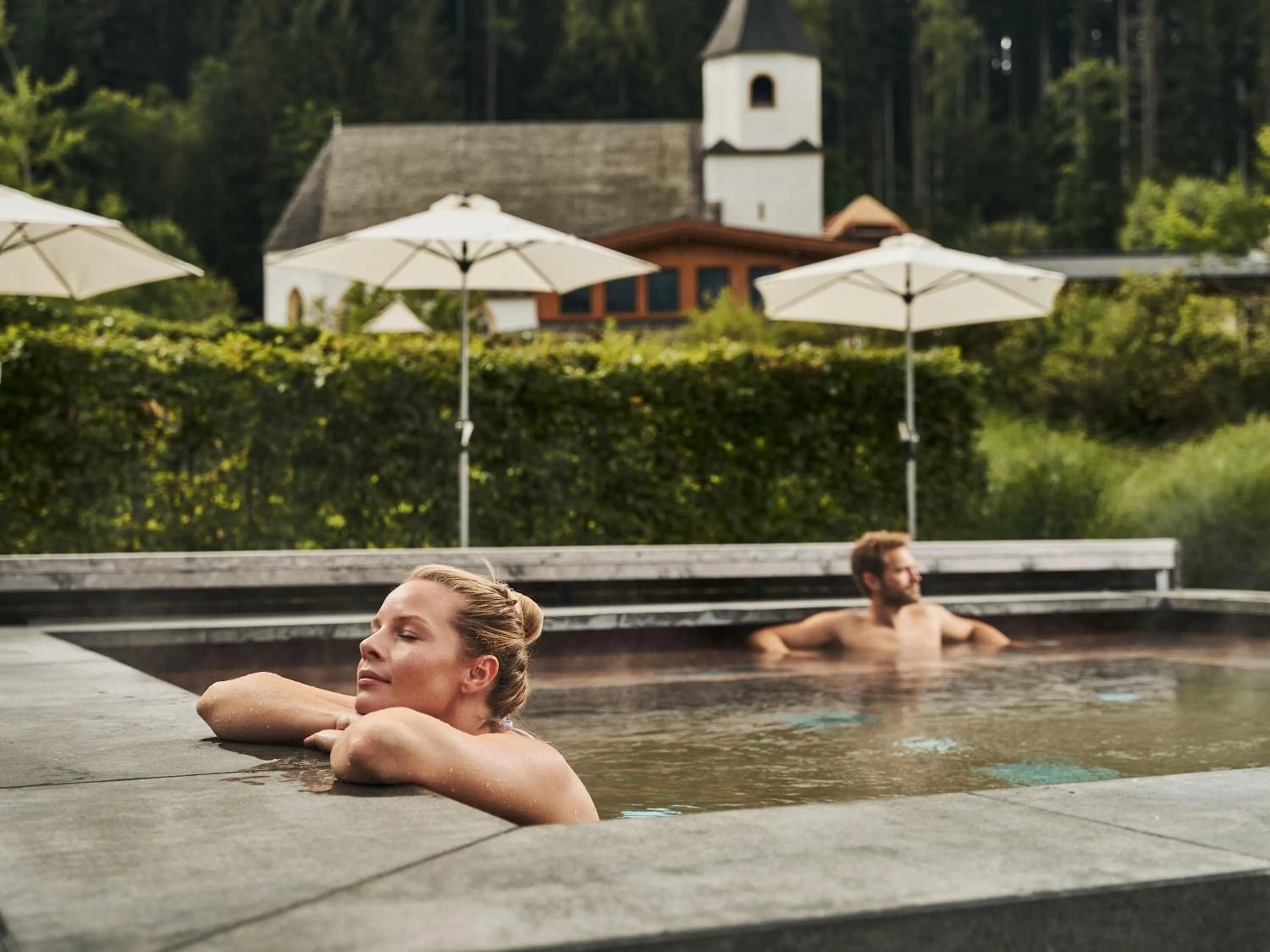 Swimming pool in aja Bergresort Werfenweng