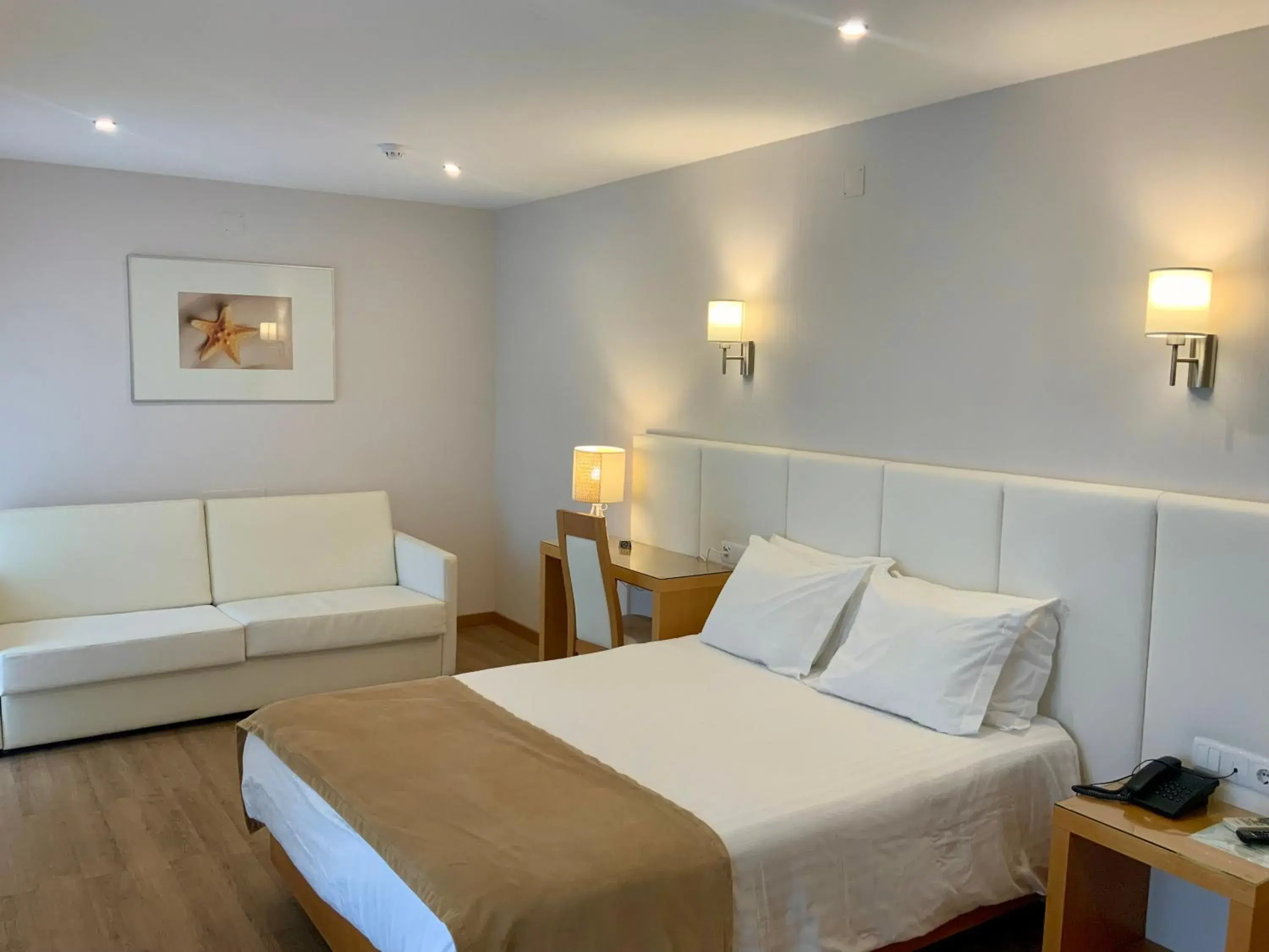 Bedroom, Bed in Hotel Mare Bedroom, Bed in Hotel Mare