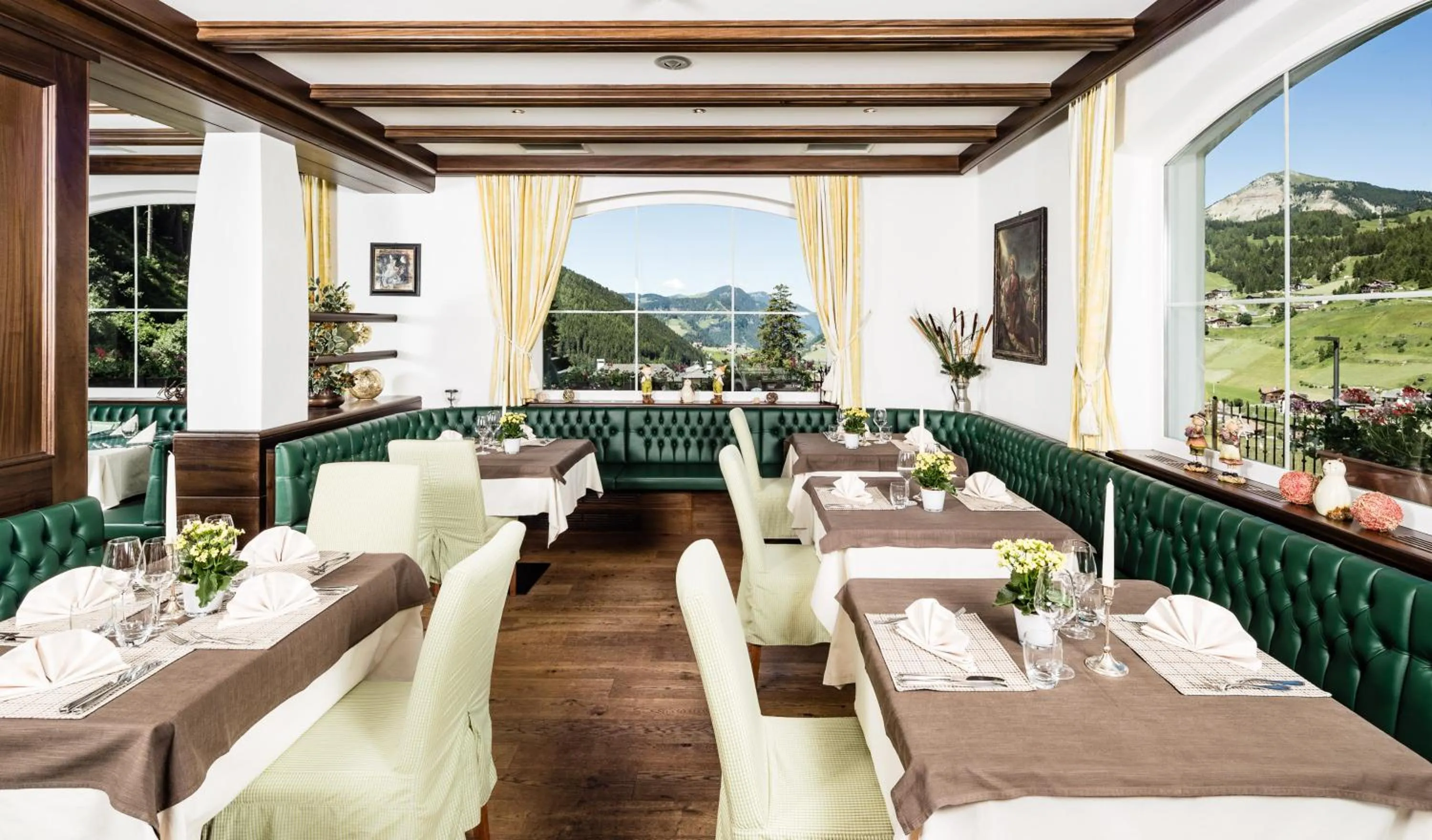 Restaurant/places to eat in Hotel Continental Dolomites