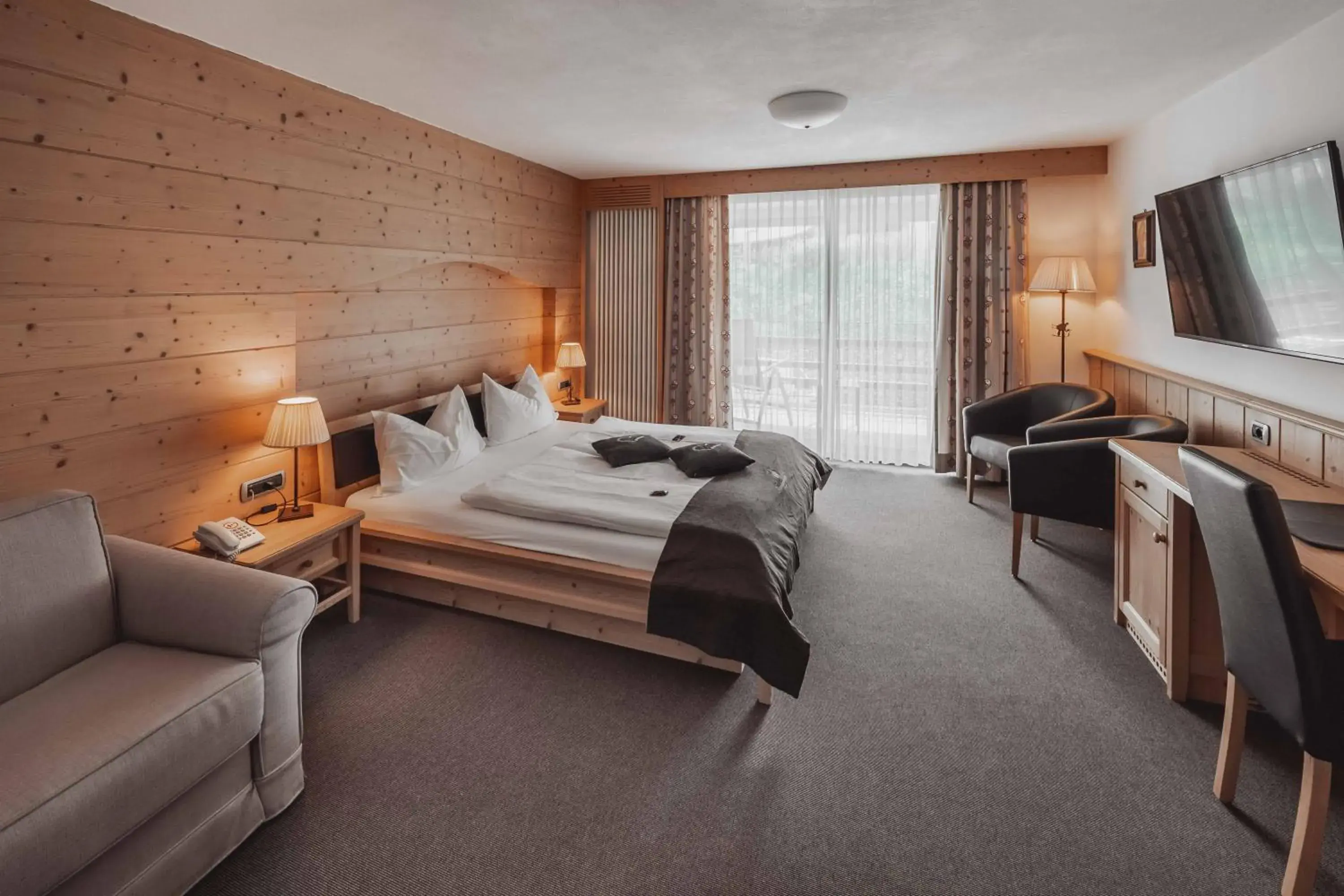 Superior Double Room with Balcony in Hotel Continental Dolomites Superior Double Room with Balcony in Hotel Continental Dolomites