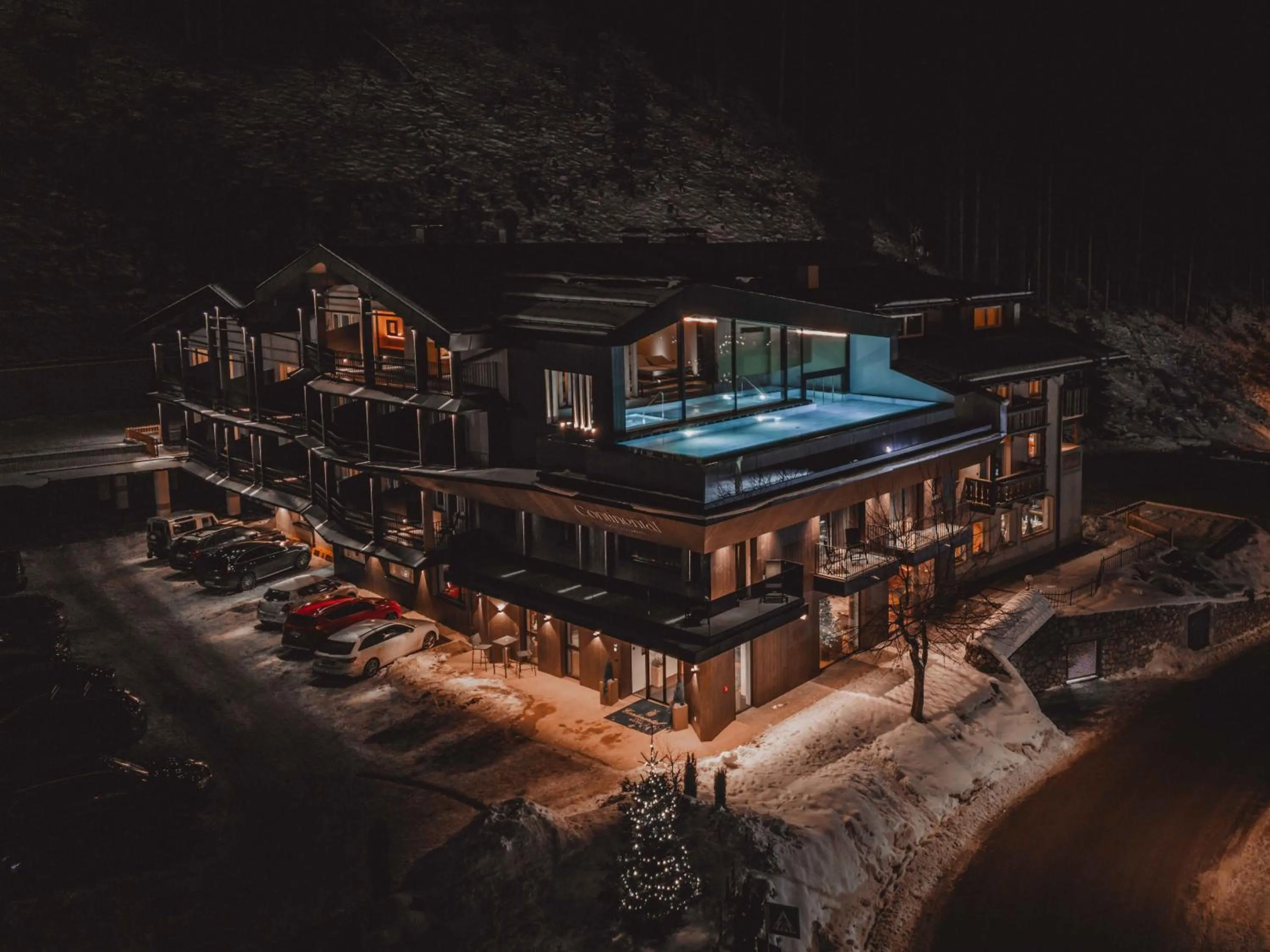 Property building in Hotel Continental Dolomites