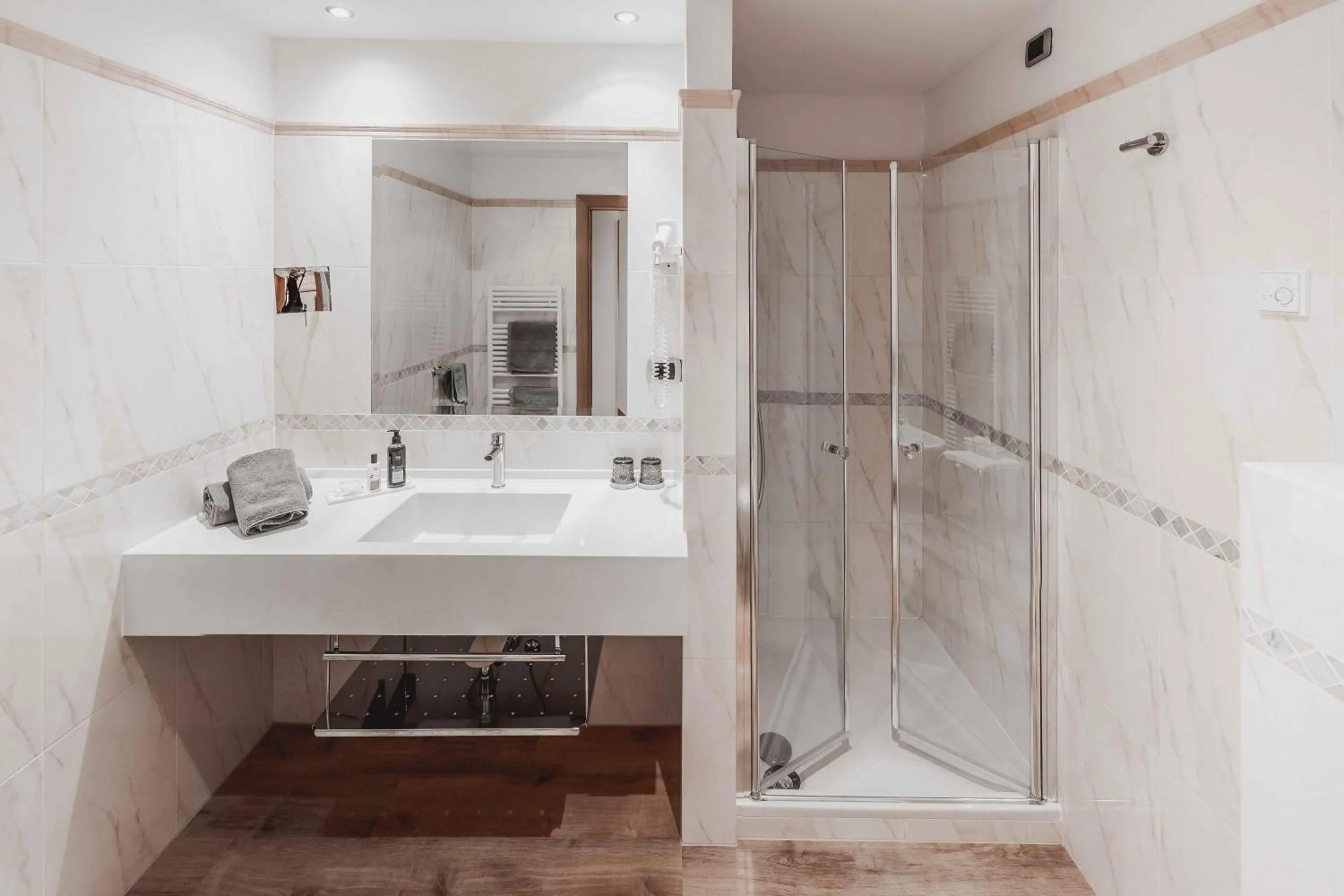 Bathroom in Hotel Continental Dolomites