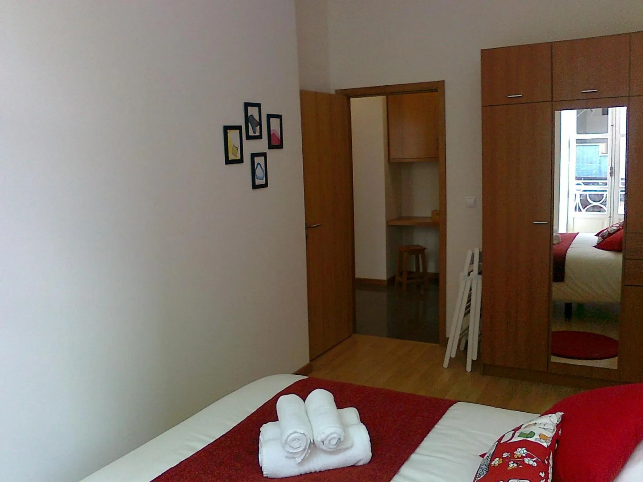 Bedroom, Bed in Formosa Oporto Apartments Group