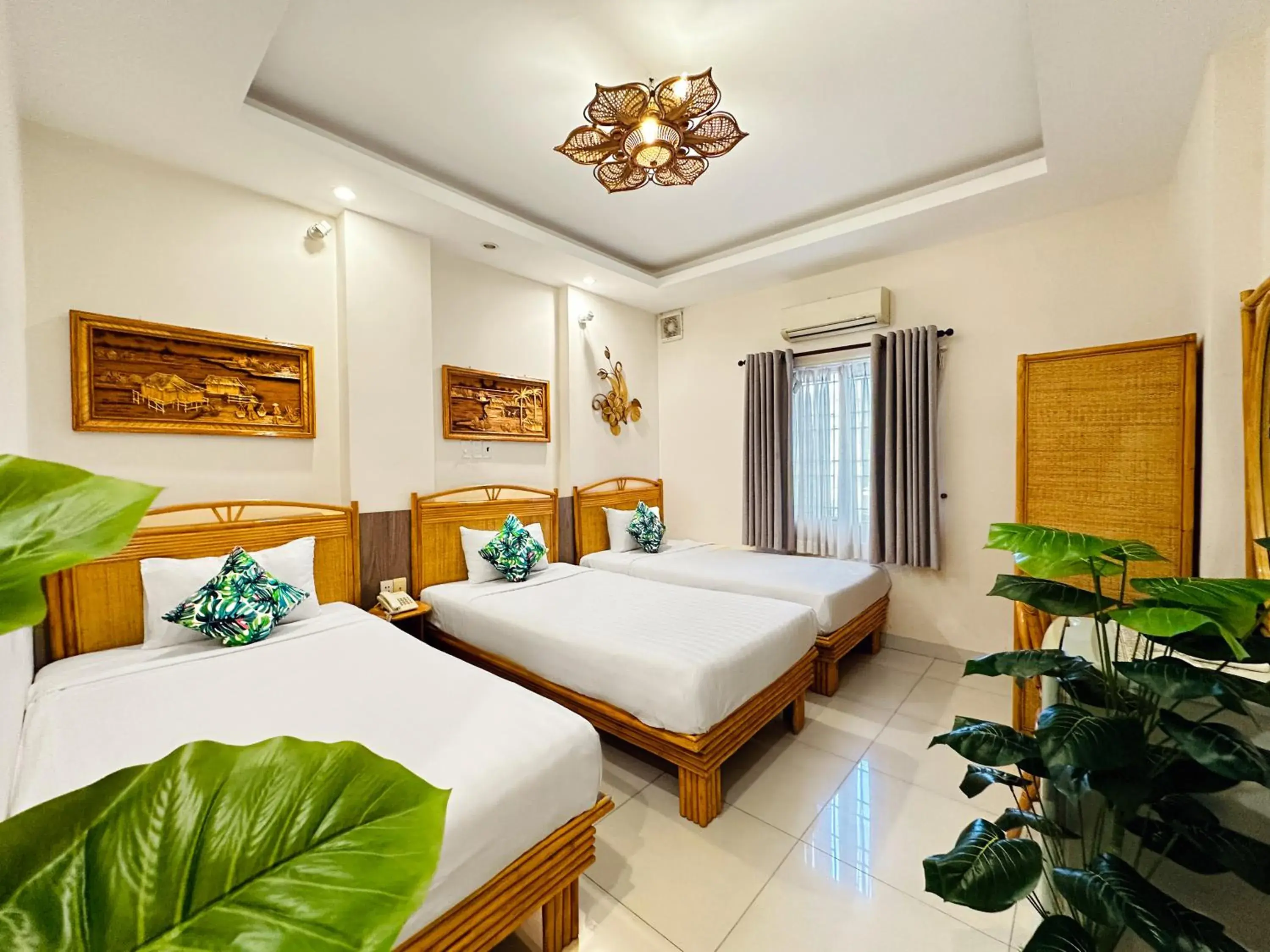 Deluxe Triple Room in Calmette Hotel 151 - Ben Thanh Deluxe Triple Room in Calmette Hotel 151 - Ben Thanh