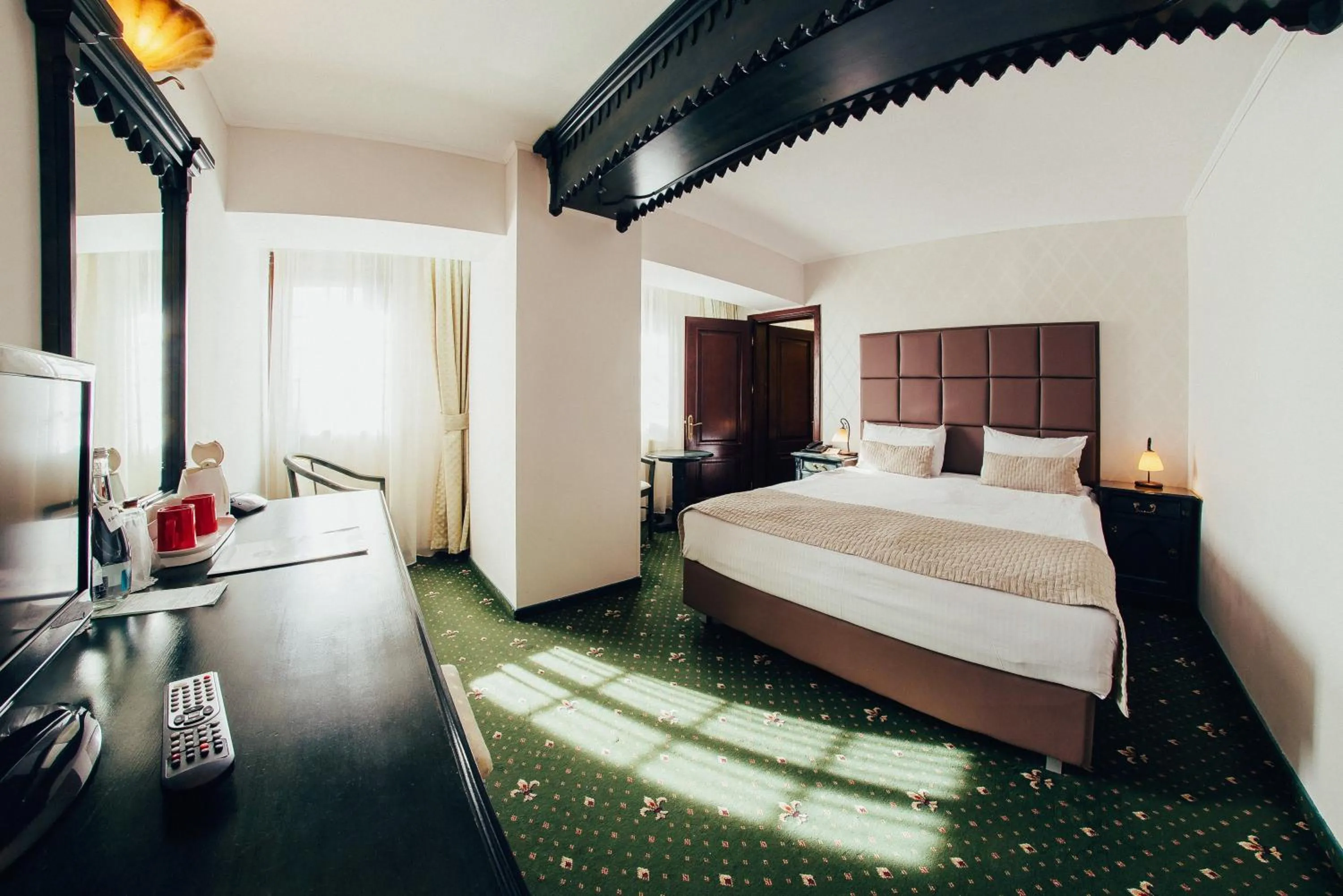 Photo of the whole room, Bed in Hotel Best Western Bucovina