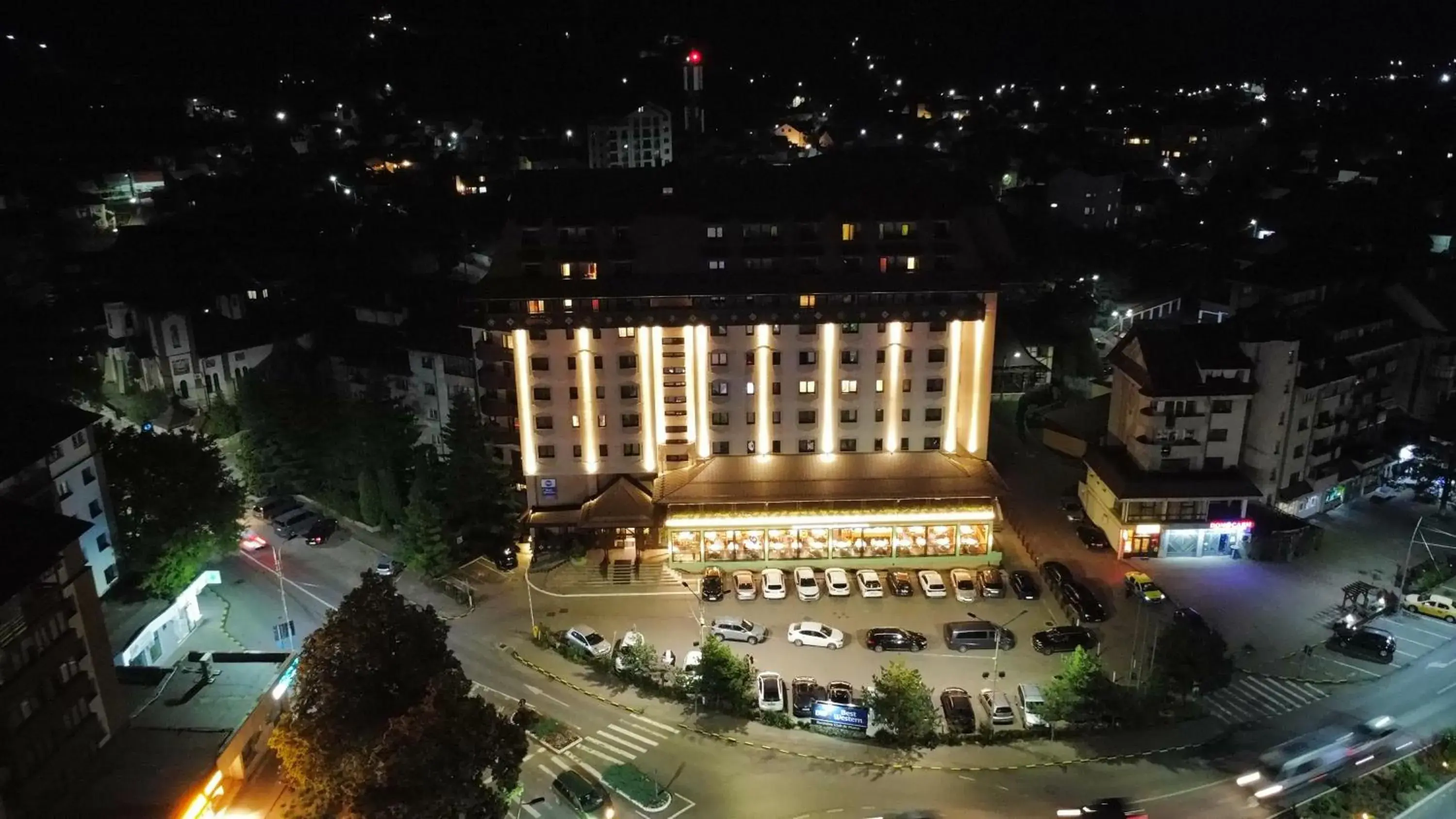 Property building in Hotel Best Western Bucovina Property building in Hotel Best Western Bucovina