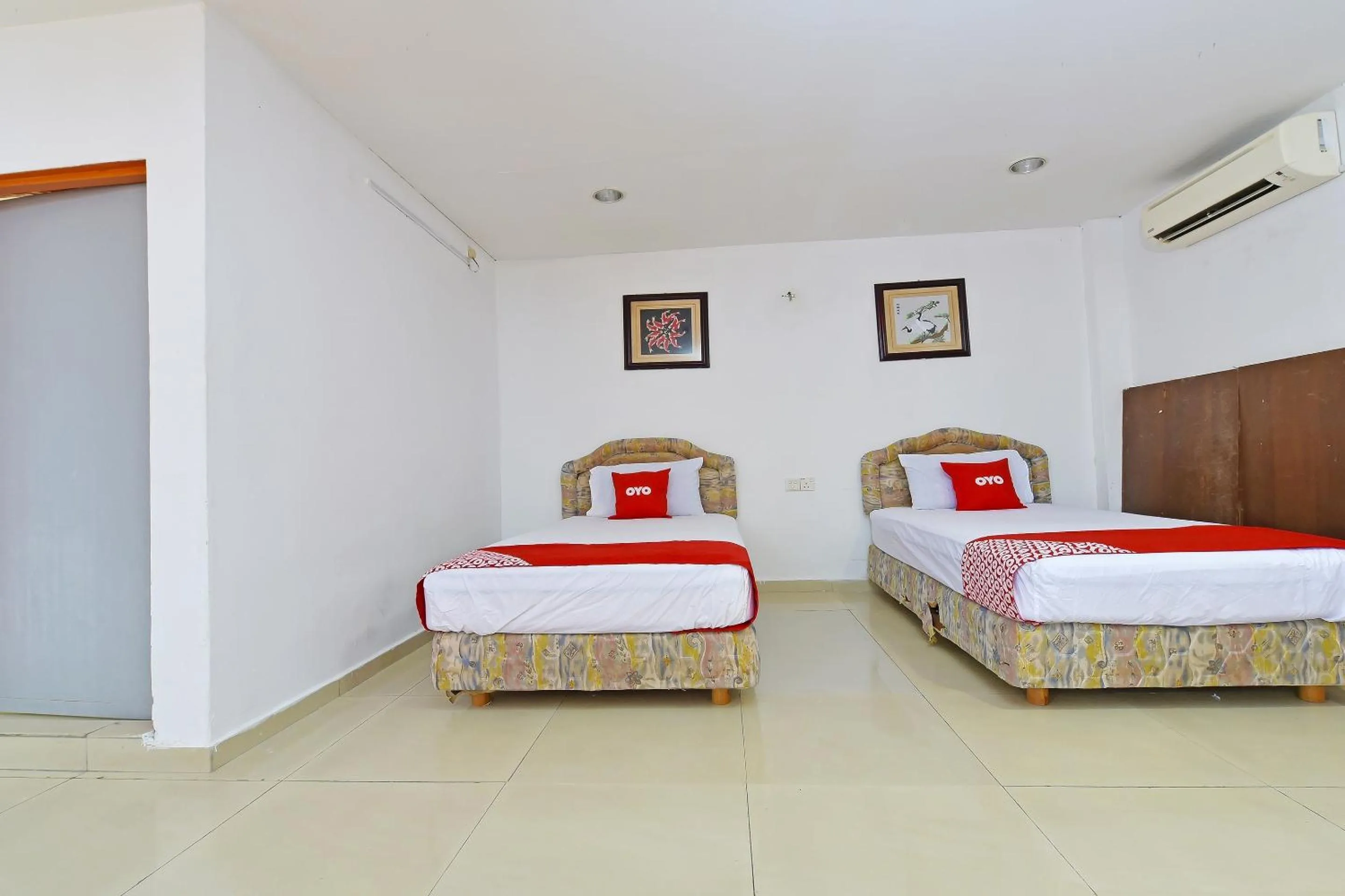 Bedroom, Bed in Hotel O Sam Huat Hotel