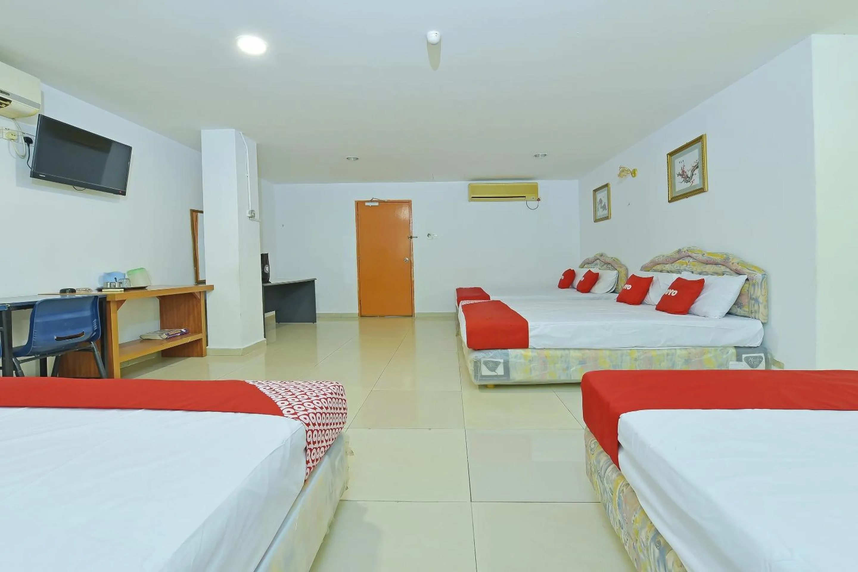 Bedroom, Bed in Hotel O Sam Huat Hotel