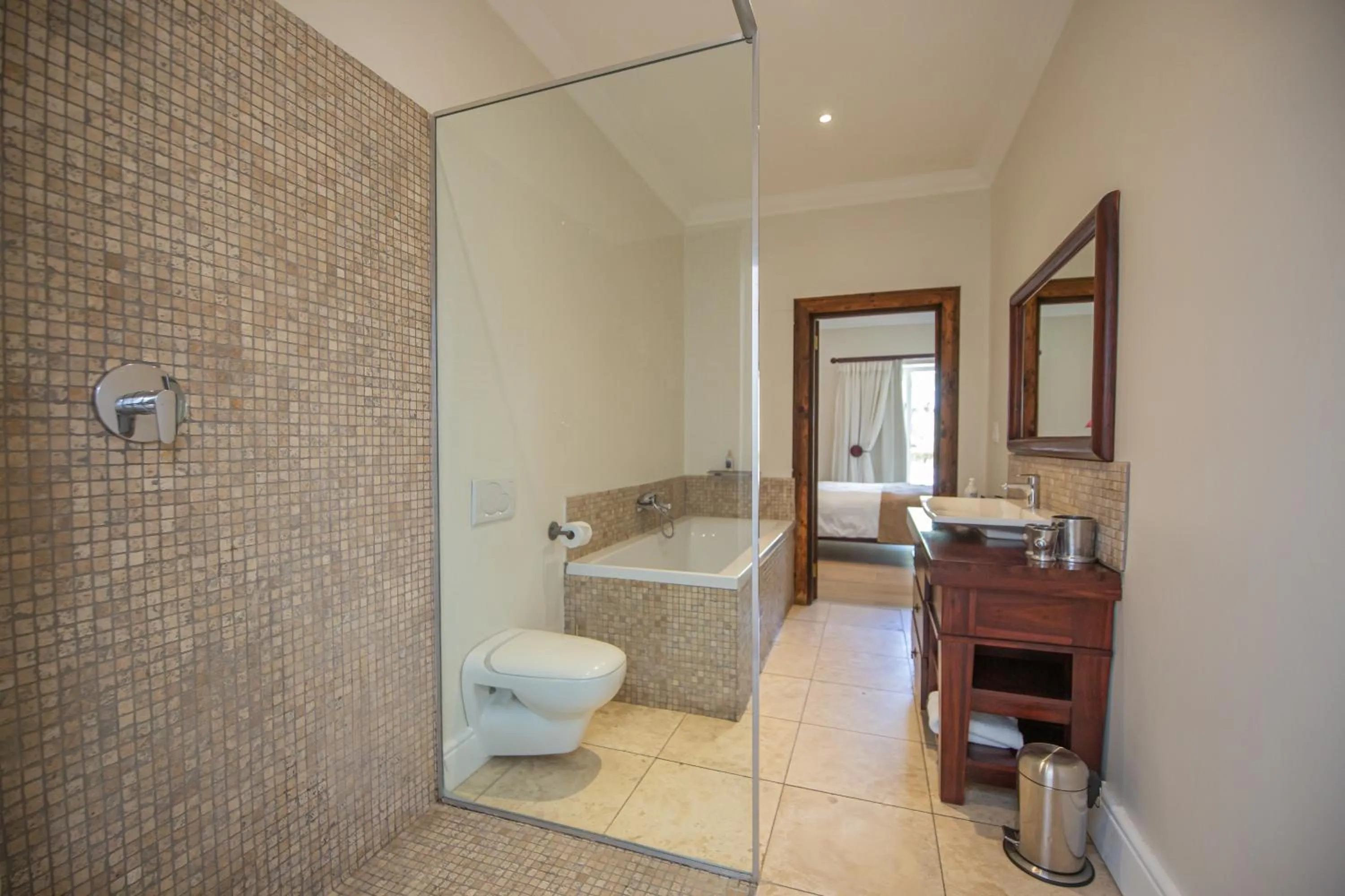 Bathroom in Belvedere Boutiqe Hotel