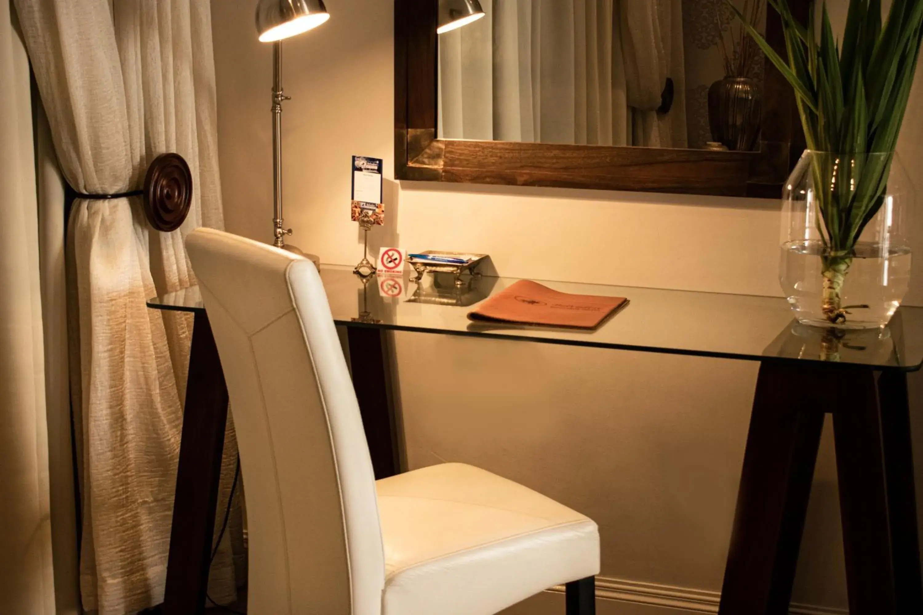 Double Room with Balcony - single occupancy in Belvedere Boutiqe Hotel Double Room with Balcony - single occupancy in Belvedere Boutiqe Hotel