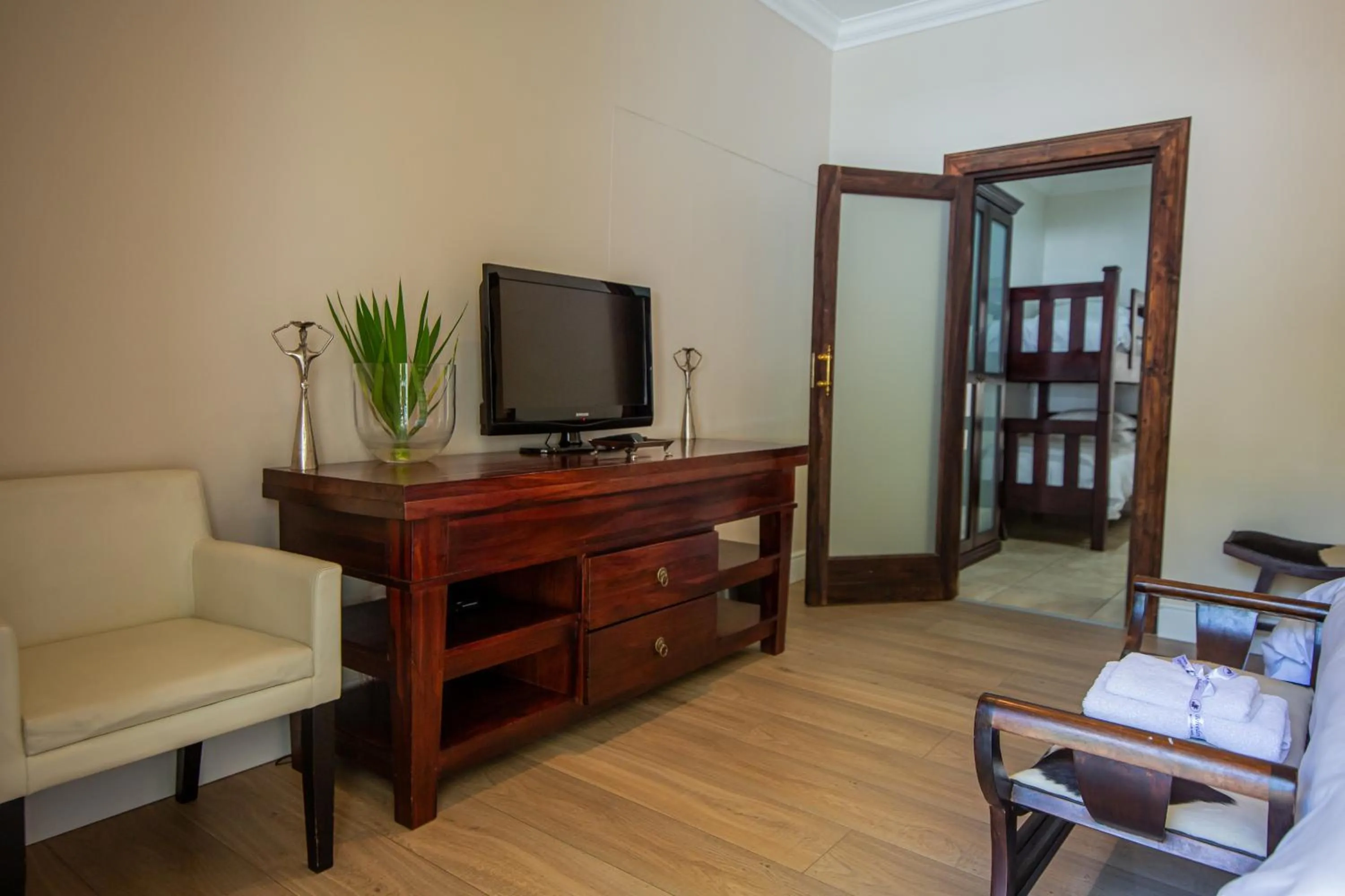 TV and multimedia in Belvedere Boutiqe Hotel