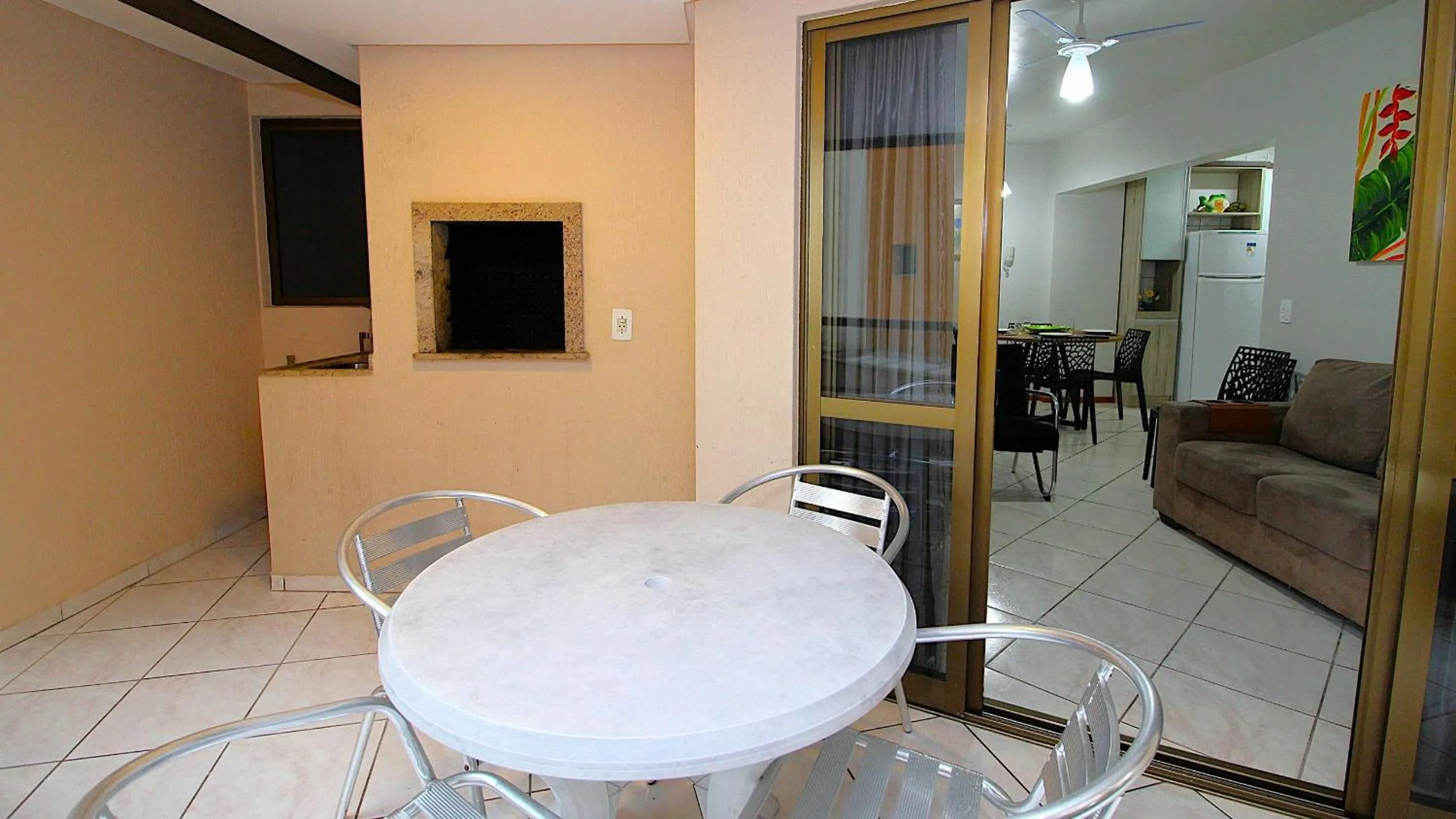 1029 - Apartamento no centro de Bombinhas - Residencial estrela do mar 2 104 A