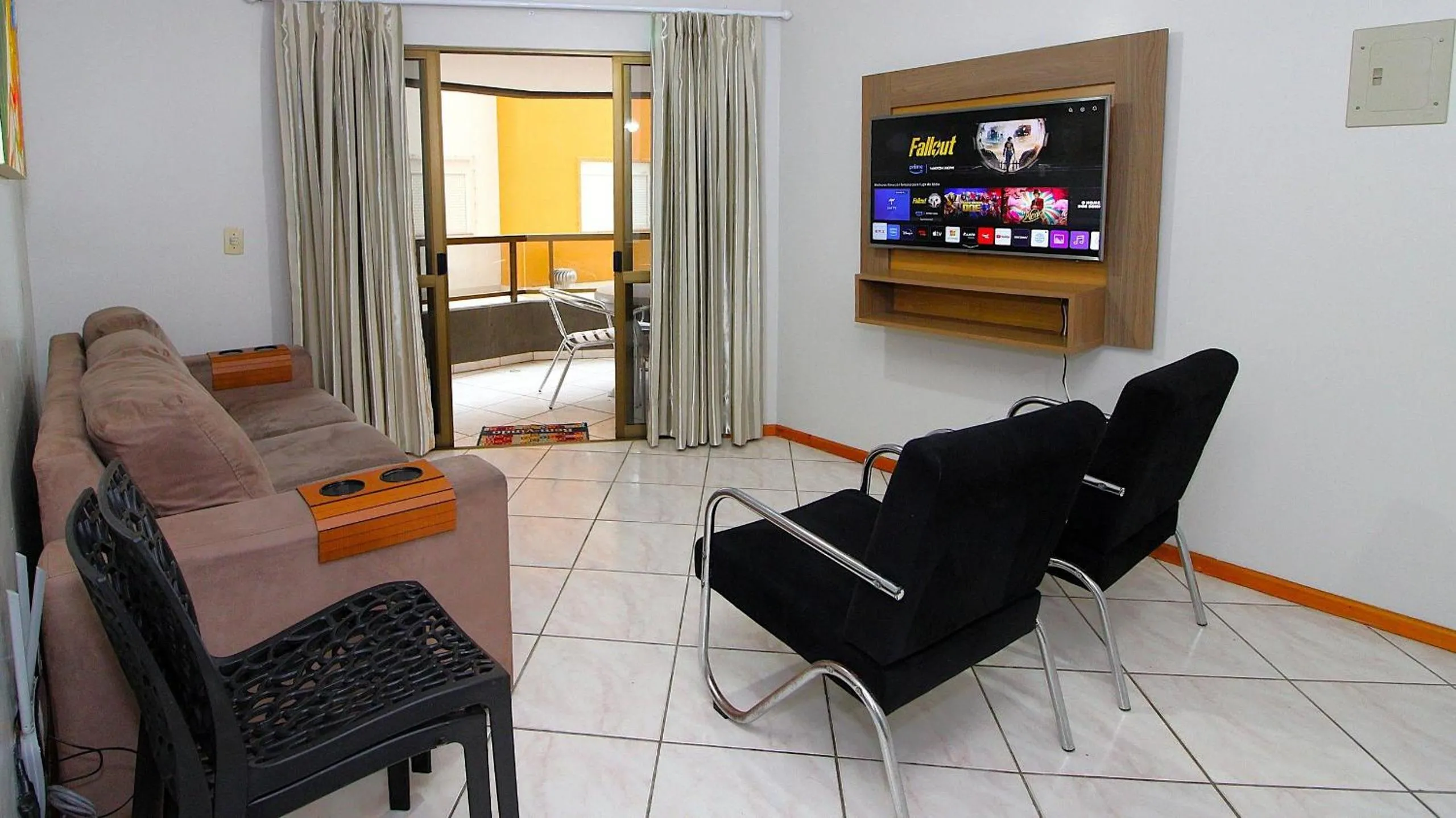 1029 - Apartamento no centro de Bombinhas - Residencial estrela do mar 2 104 A