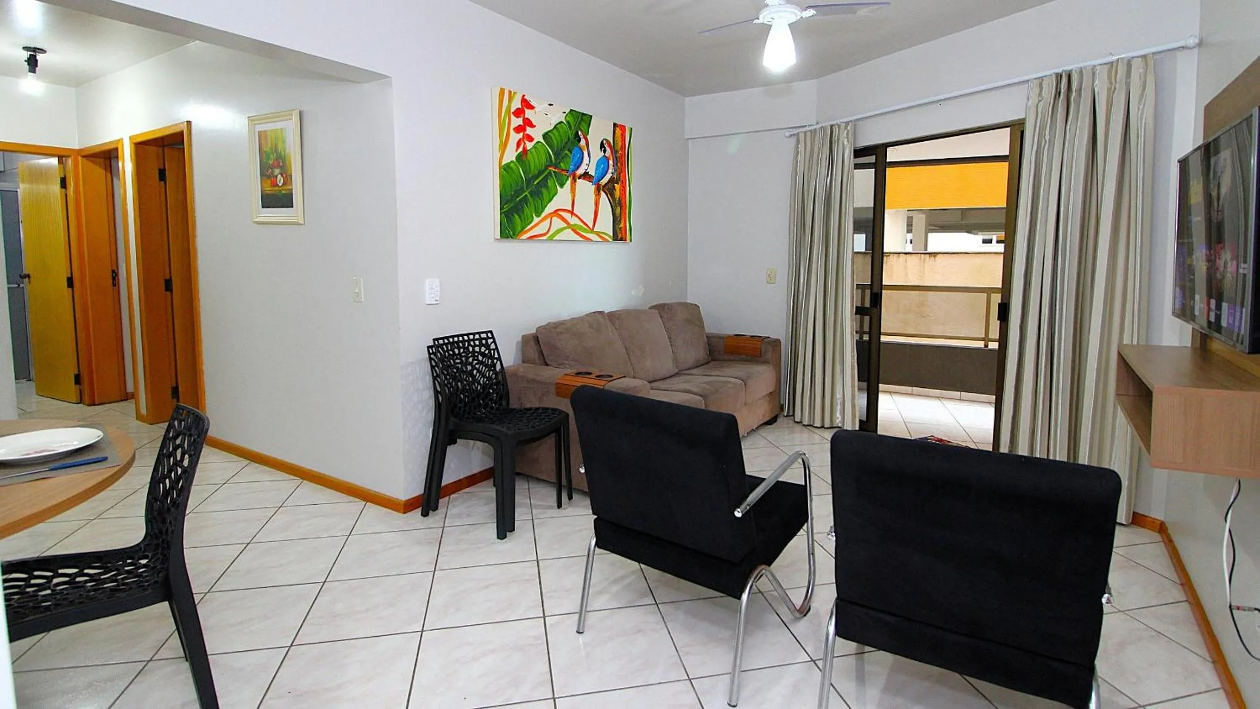1029 - Apartamento no centro de Bombinhas - Residencial estrela do mar 2 104 A