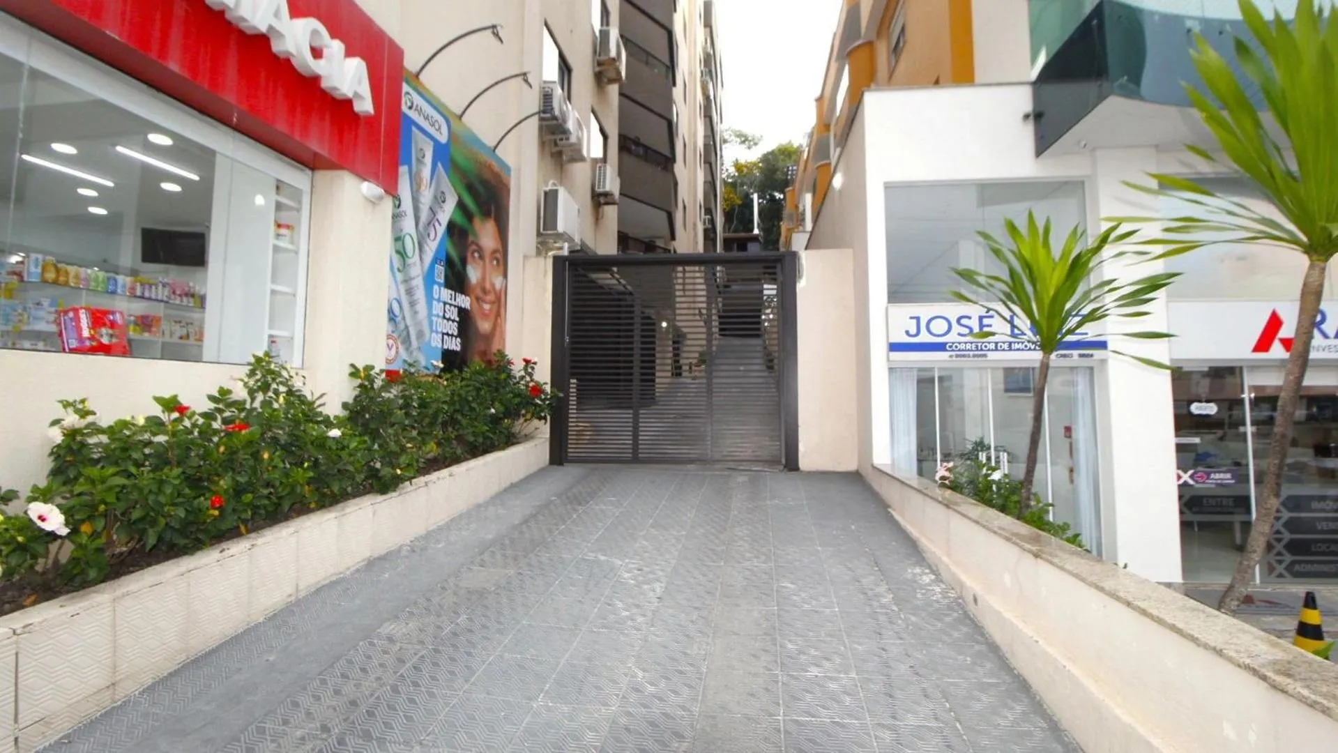 1029 - Apartamento no centro de Bombinhas - Residencial estrela do mar 2 104 A