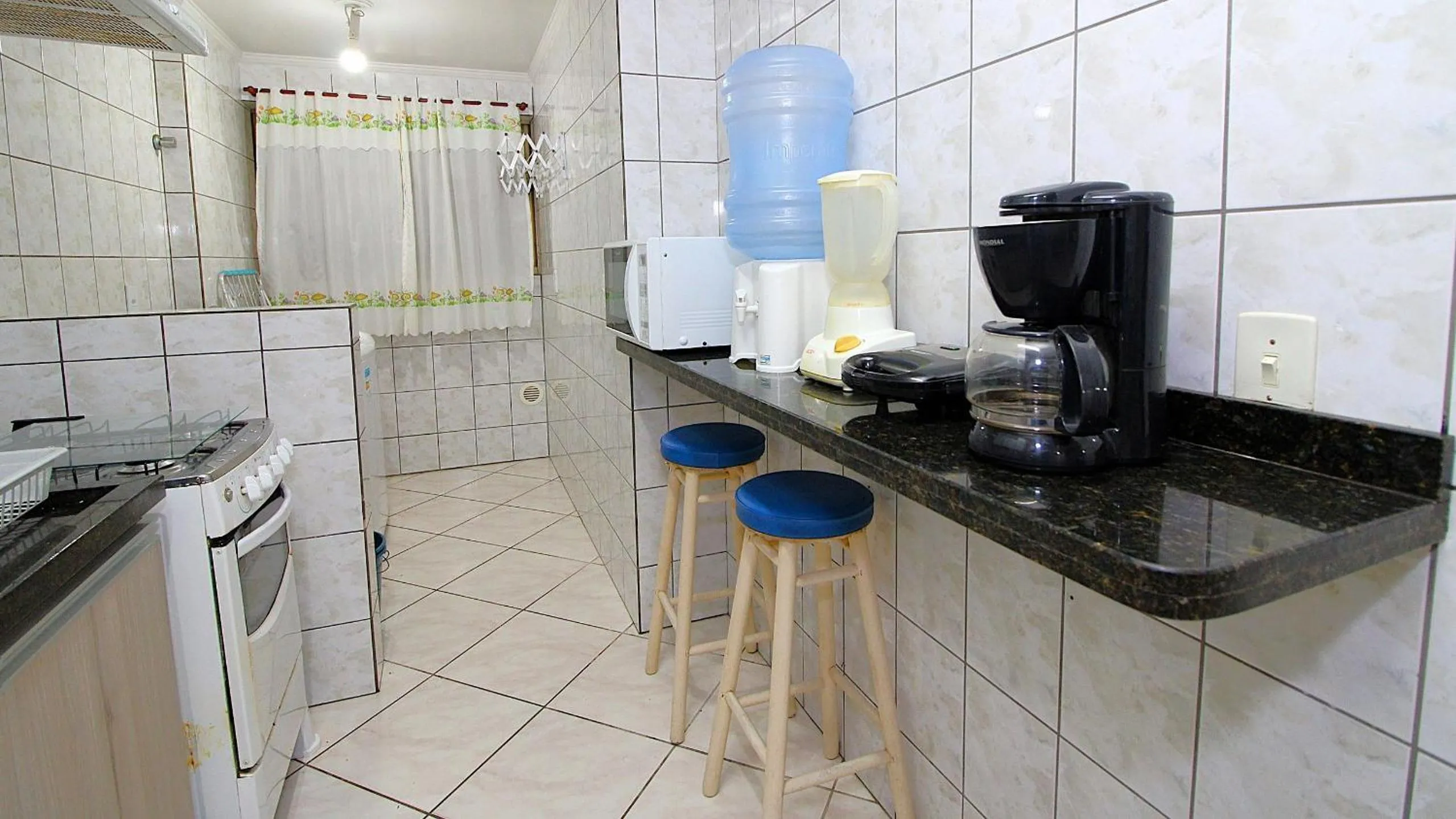 1029 - Apartamento no centro de Bombinhas - Residencial estrela do mar 2 104 A
