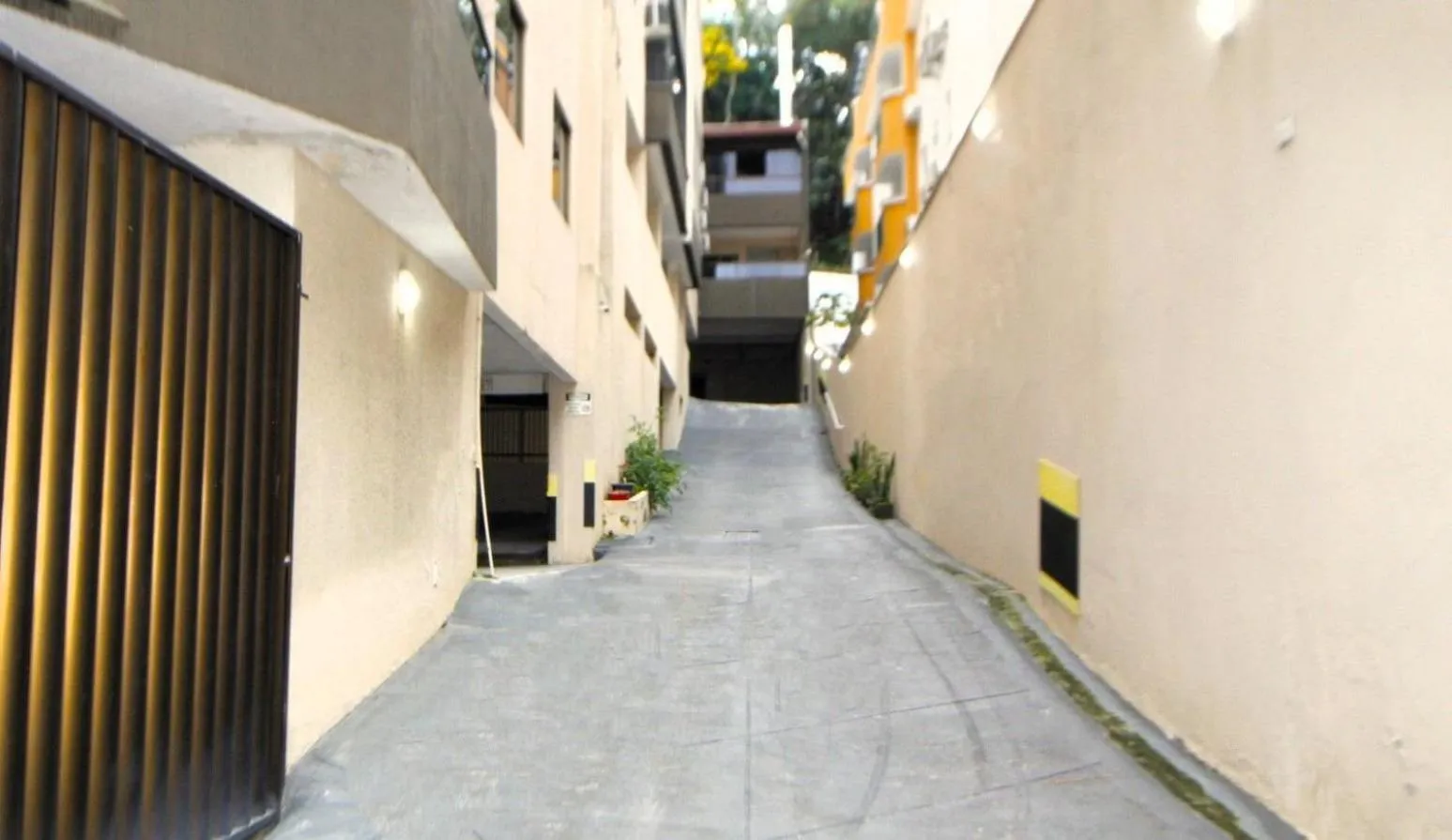 1029 - Apartamento no centro de Bombinhas - Residencial estrela do mar 2 104 A